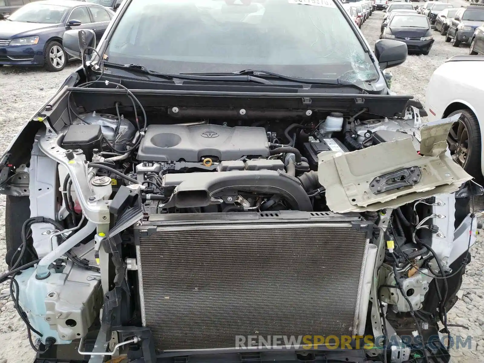 7 Photograph of a damaged car 2T3H1RFV9KW033701 TOYOTA RAV4 2019