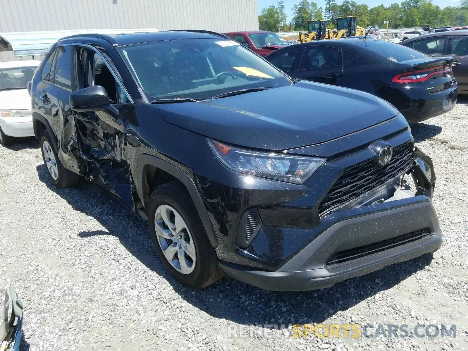 1 Photograph of a damaged car 2T3H1RFV9KW038297 TOYOTA RAV4 2019