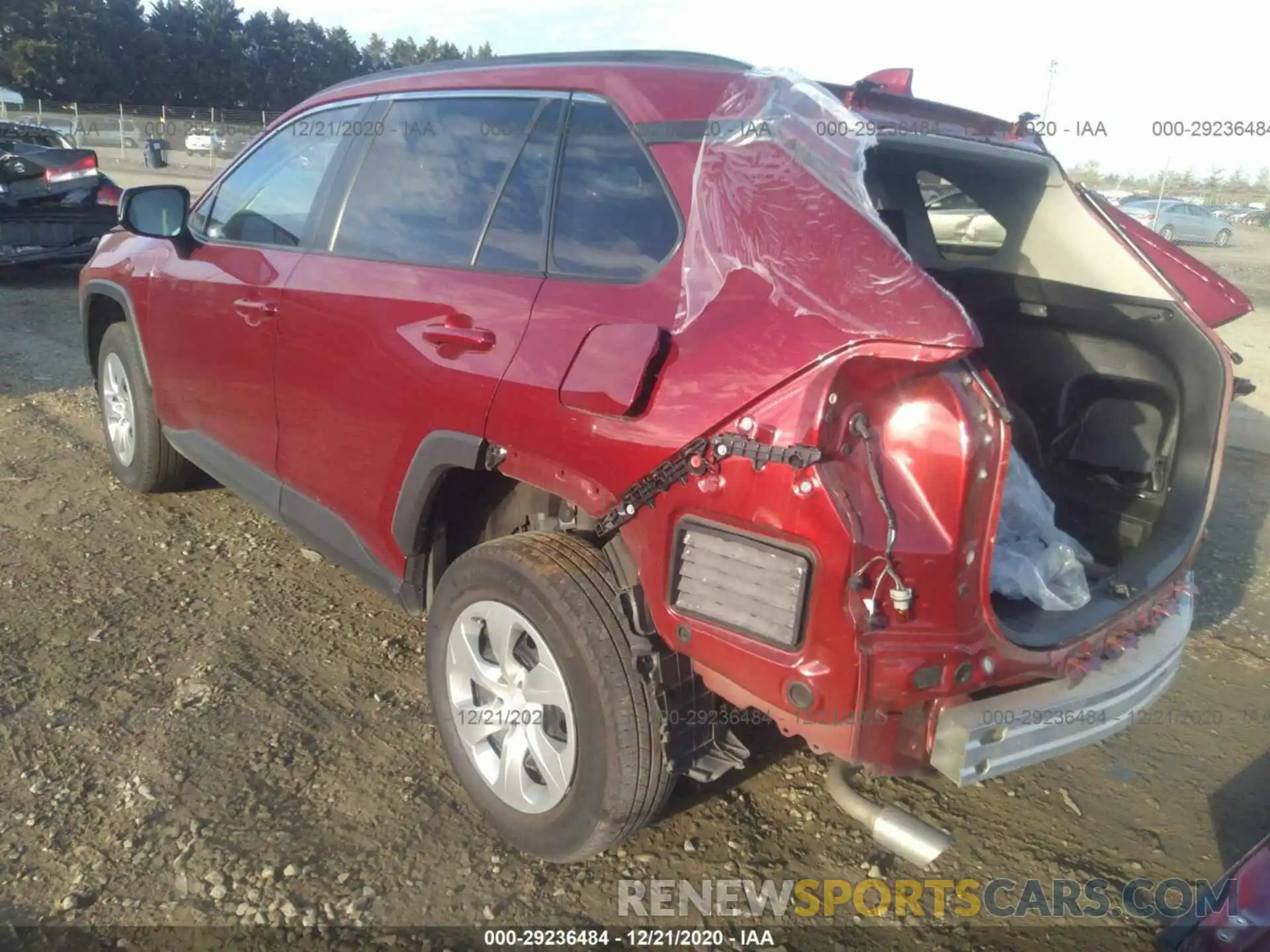 3 Фотография поврежденного автомобиля 2T3H1RFV9KW038915 TOYOTA RAV4 2019