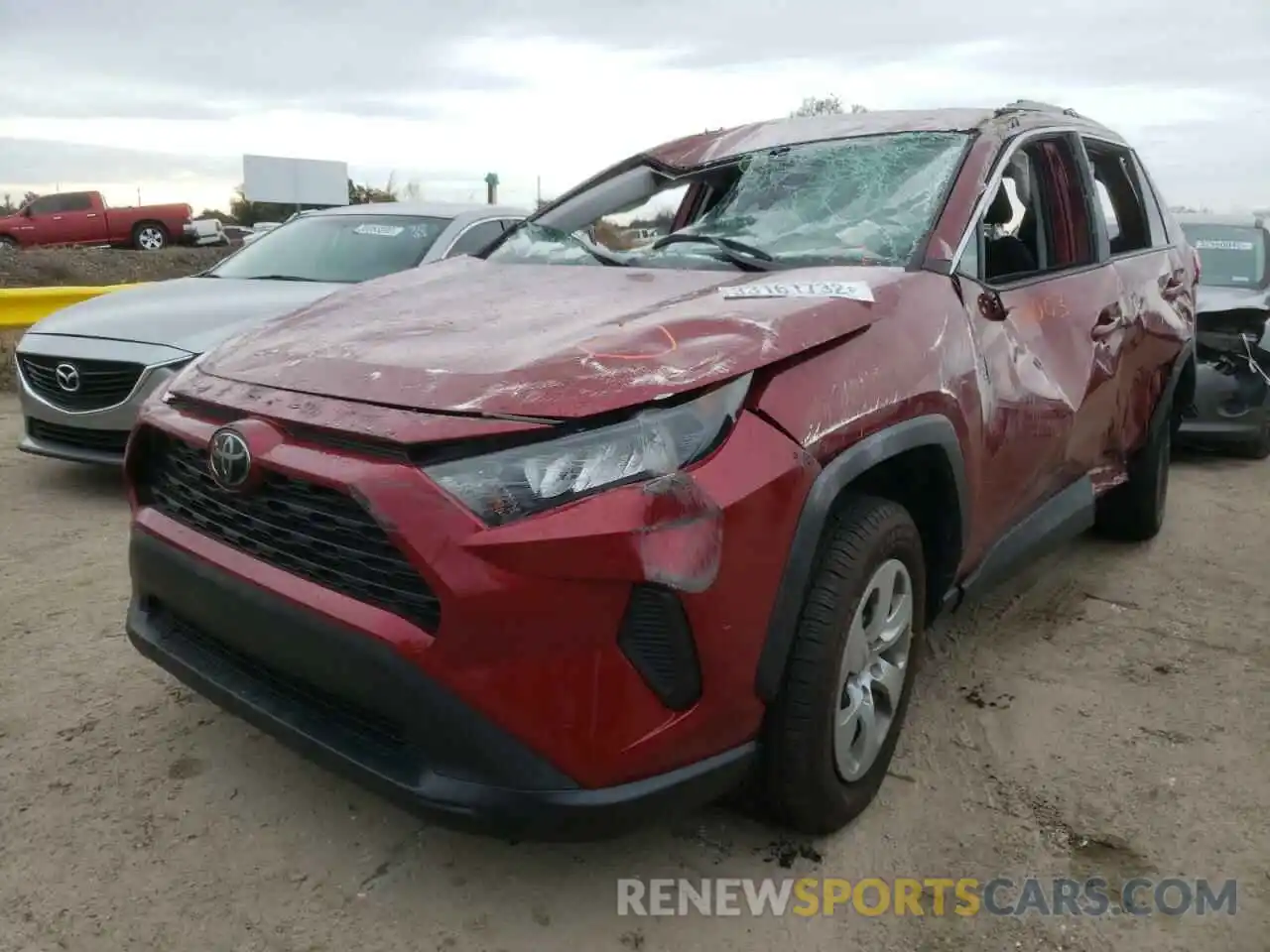 2 Photograph of a damaged car 2T3H1RFV9KW043287 TOYOTA RAV4 2019