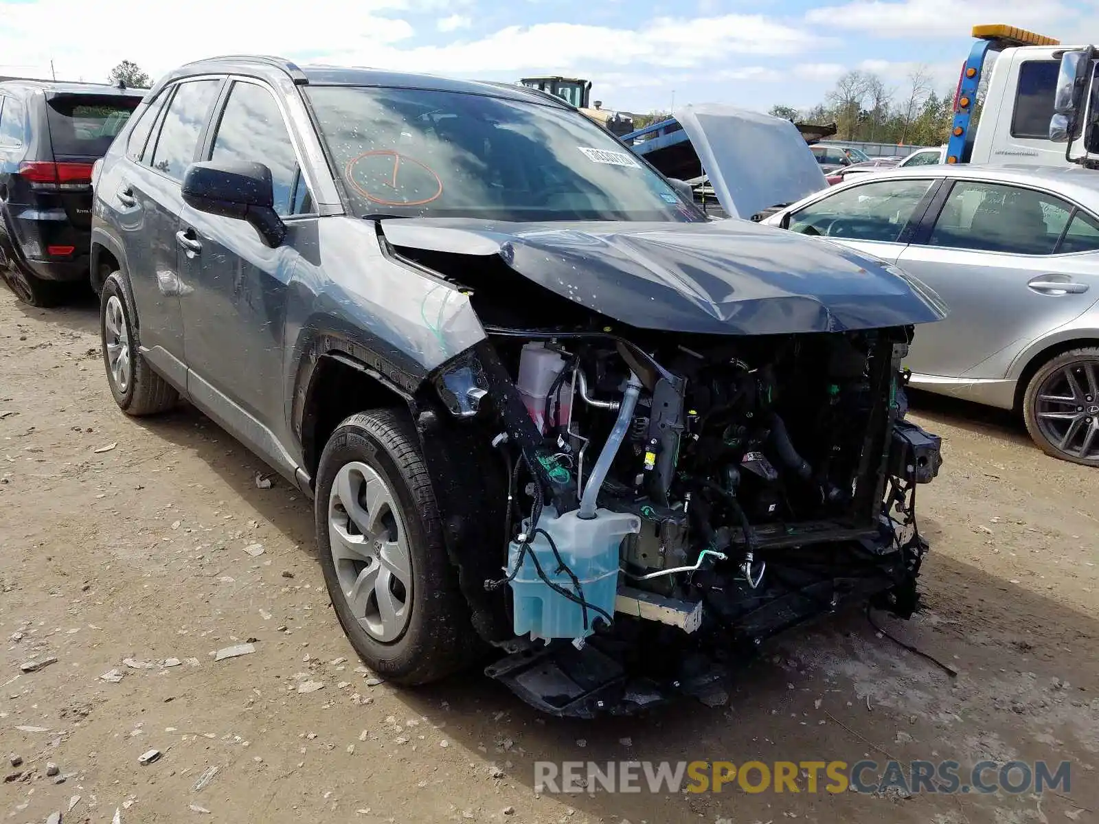 1 Photograph of a damaged car 2T3H1RFV9KW044276 TOYOTA RAV4 2019