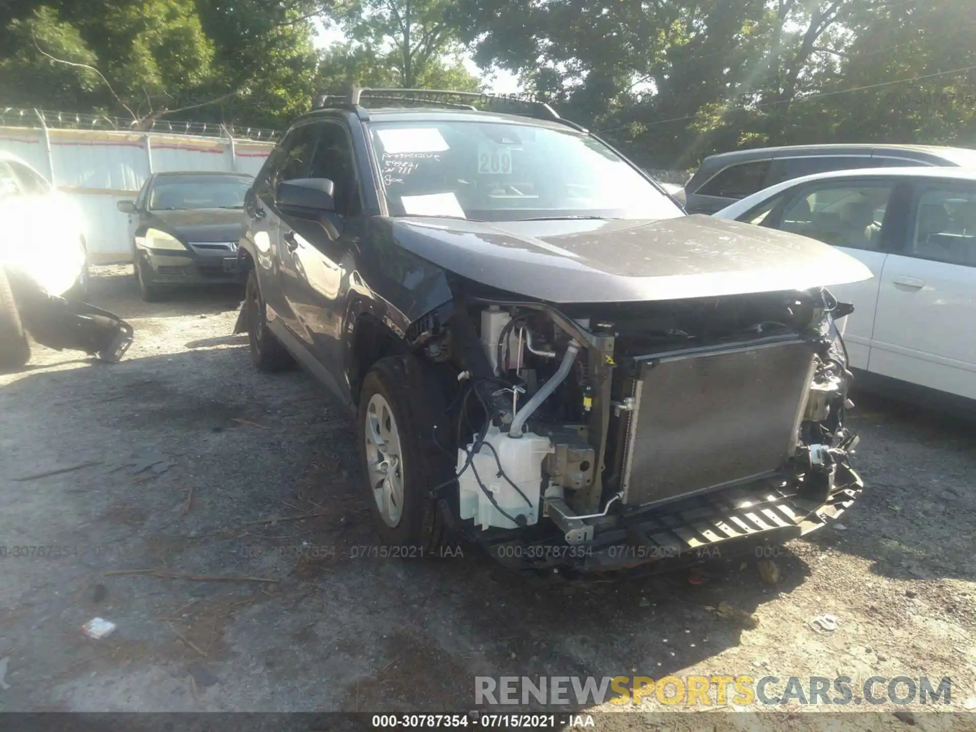 1 Photograph of a damaged car 2T3H1RFV9KW045055 TOYOTA RAV4 2019