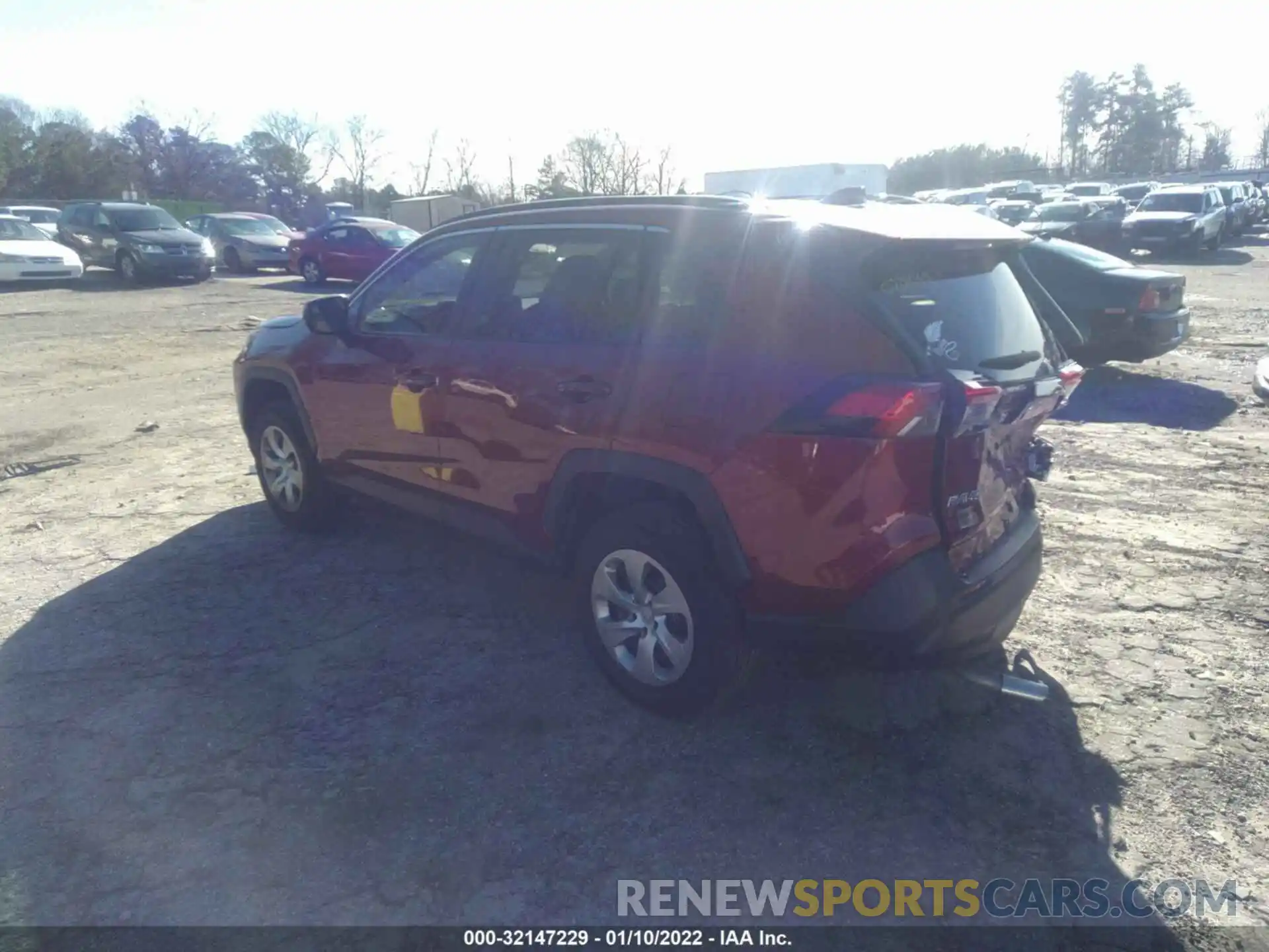 3 Photograph of a damaged car 2T3H1RFV9KW045251 TOYOTA RAV4 2019