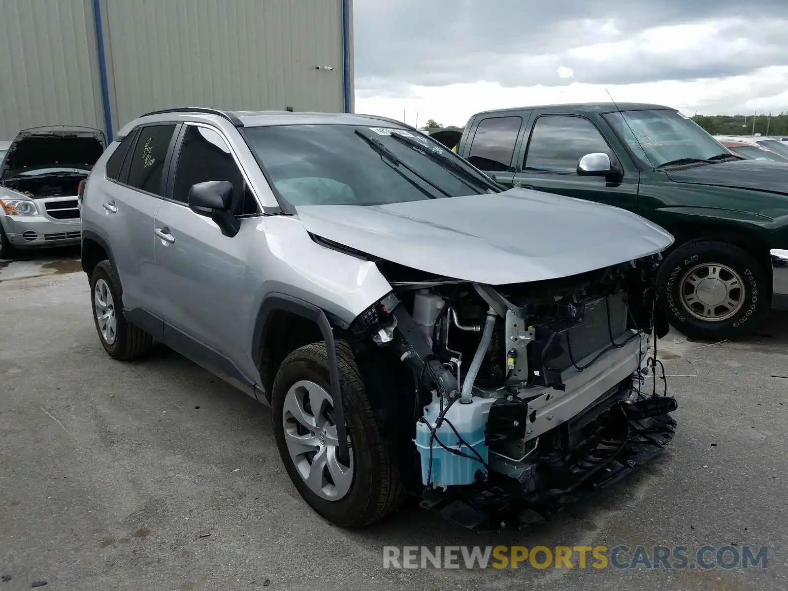 1 Photograph of a damaged car 2T3H1RFV9KW045461 TOYOTA RAV4 2019