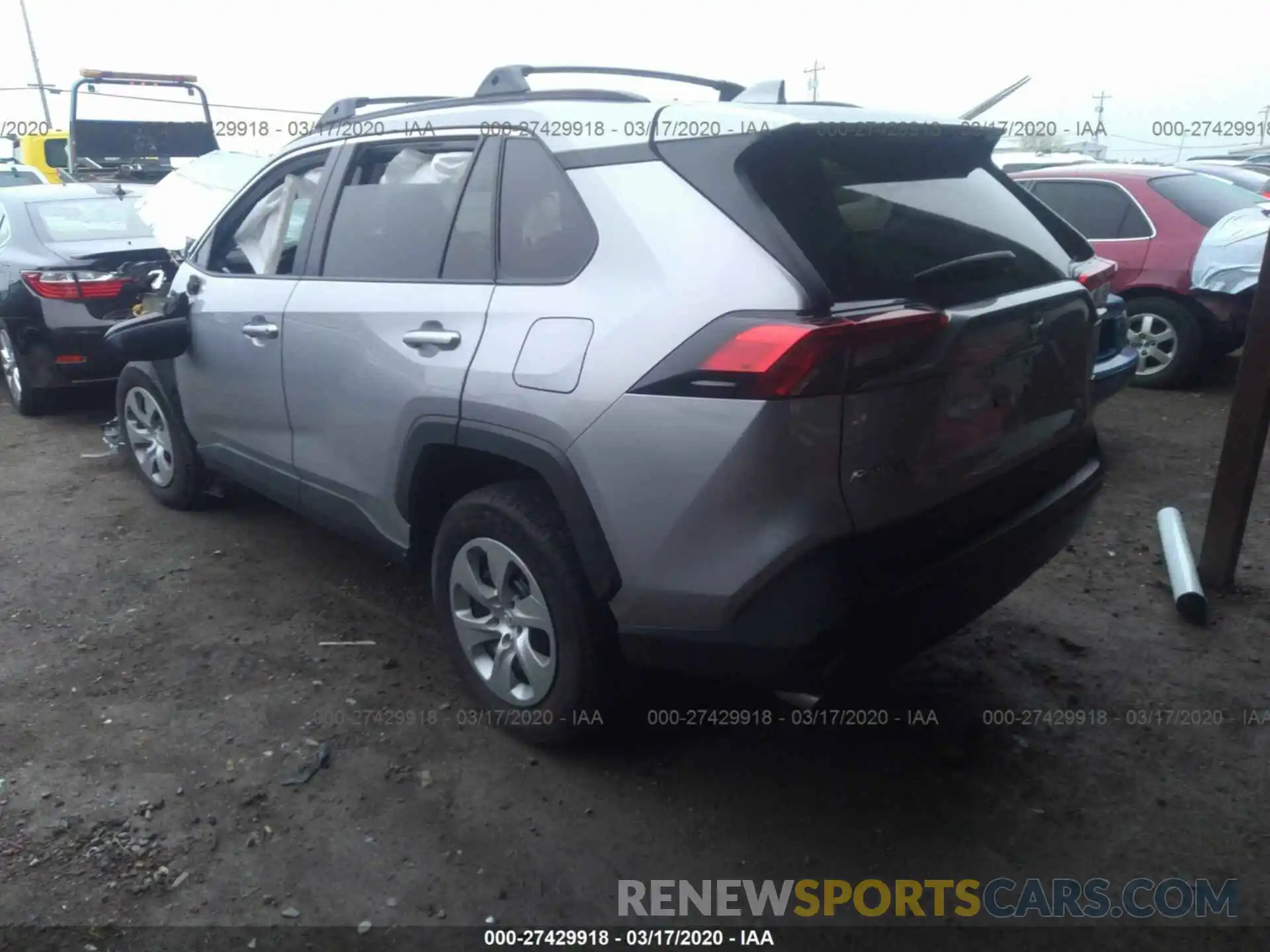 3 Фотография поврежденного автомобиля 2T3H1RFV9KW045900 TOYOTA RAV4 2019