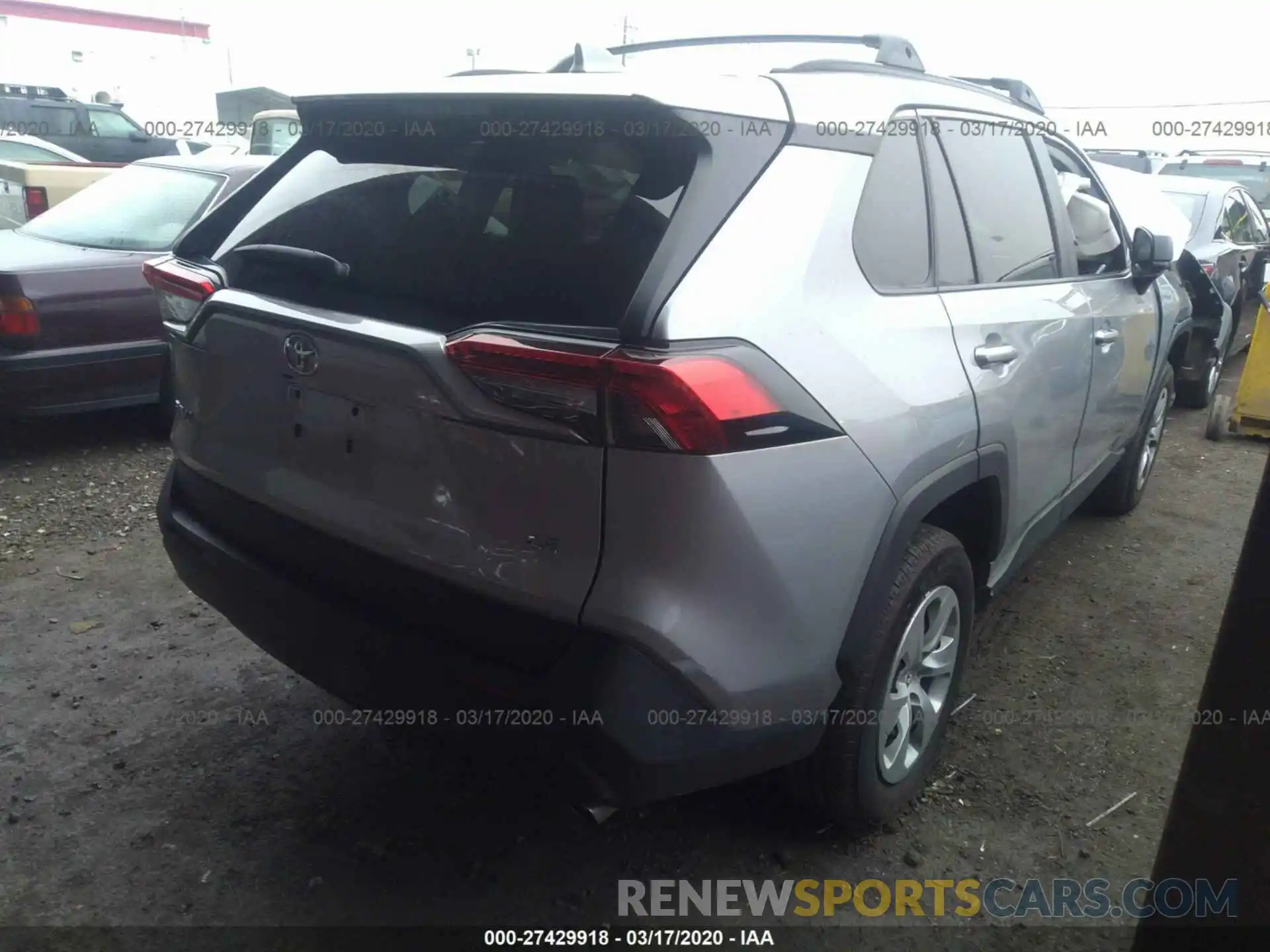 4 Photograph of a damaged car 2T3H1RFV9KW045900 TOYOTA RAV4 2019