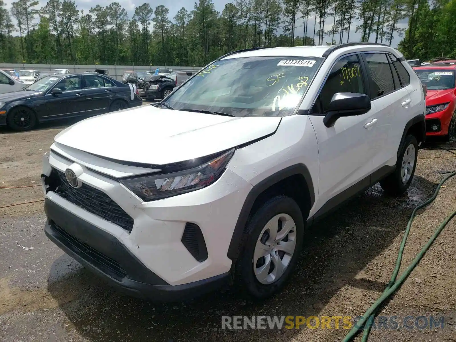 2 Photograph of a damaged car 2T3H1RFV9KW048134 TOYOTA RAV4 2019