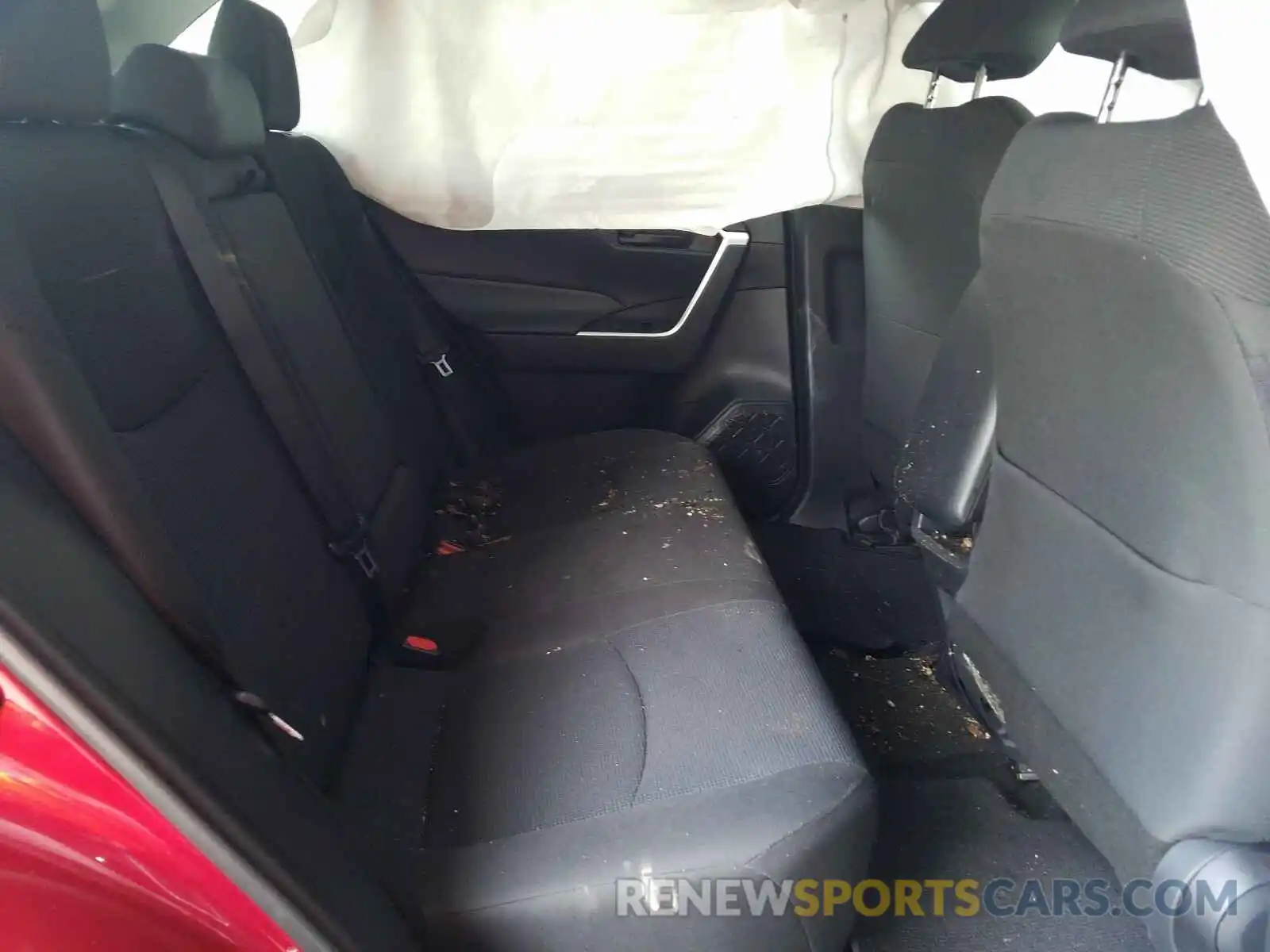 6 Photograph of a damaged car 2T3H1RFV9KW050577 TOYOTA RAV4 2019