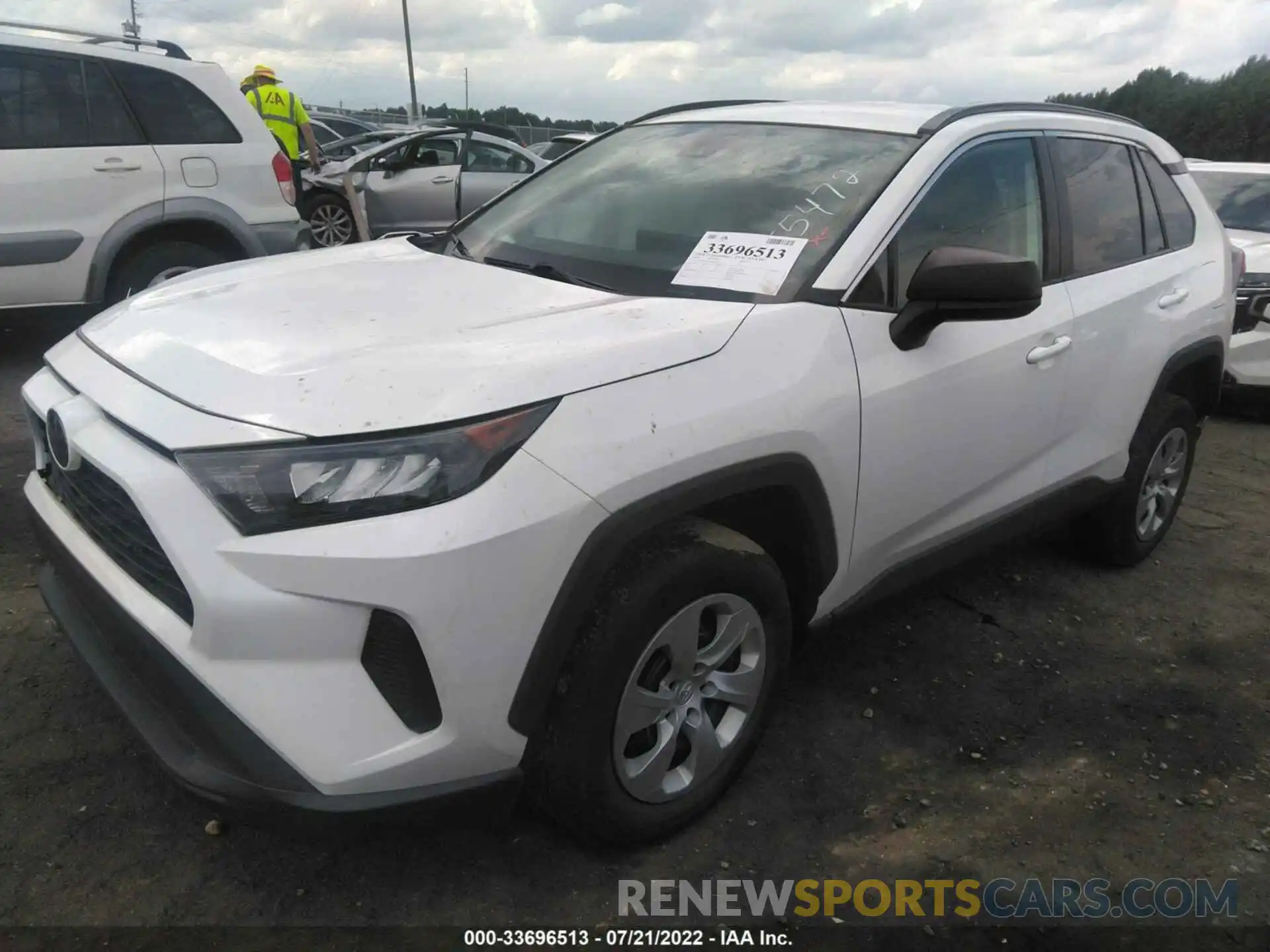 2 Фотография поврежденного автомобиля 2T3H1RFV9KW055472 TOYOTA RAV4 2019