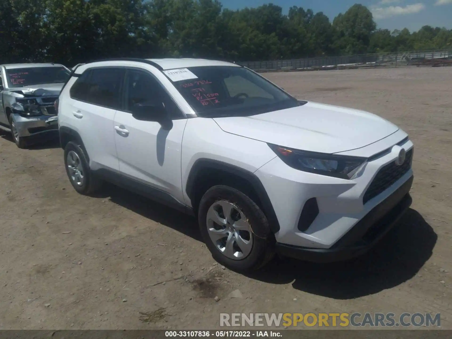 1 Фотография поврежденного автомобиля 2T3H1RFV9KW056055 TOYOTA RAV4 2019