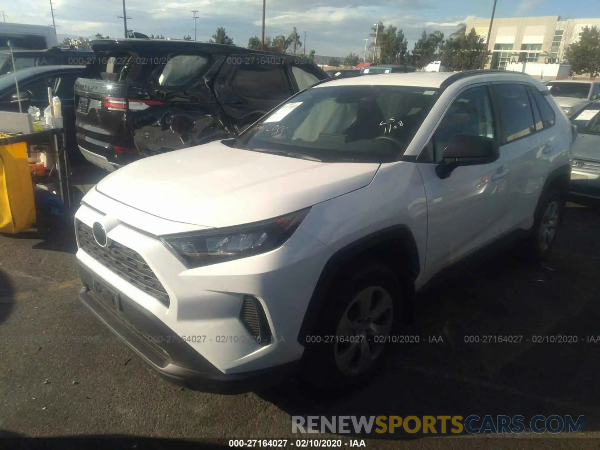 2 Photograph of a damaged car 2T3H1RFVXKC004905 TOYOTA RAV4 2019