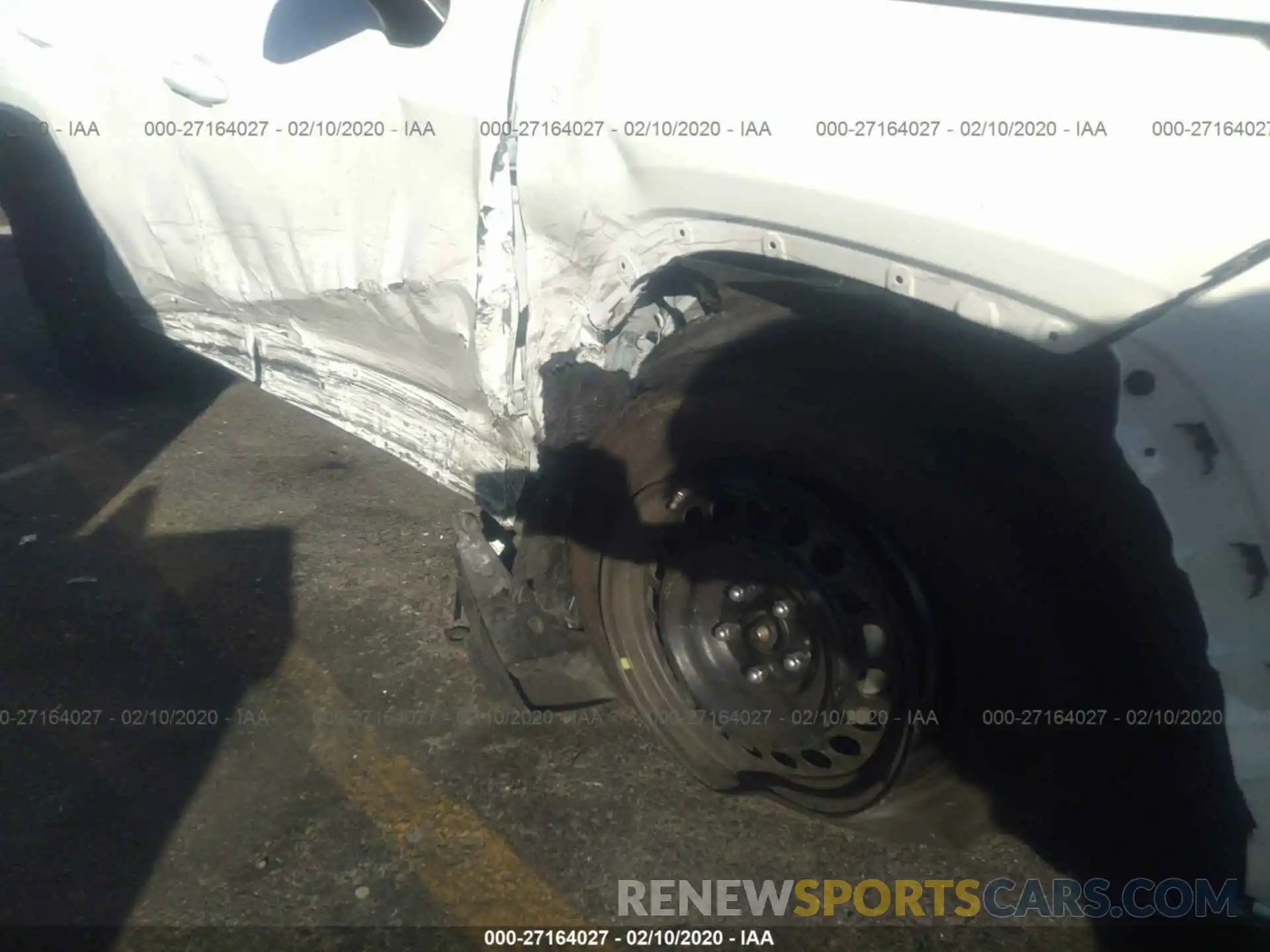 6 Photograph of a damaged car 2T3H1RFVXKC004905 TOYOTA RAV4 2019