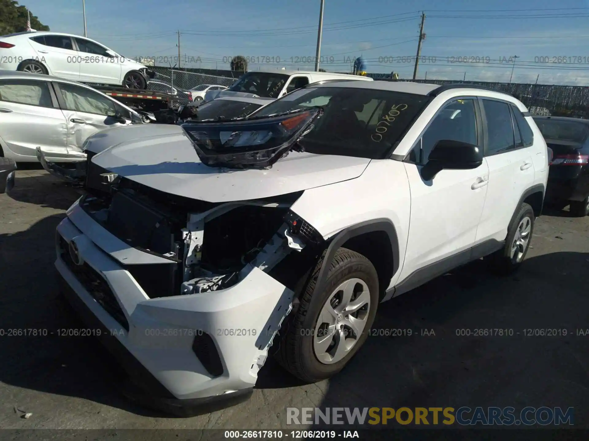 2 Photograph of a damaged car 2T3H1RFVXKC007805 TOYOTA RAV4 2019