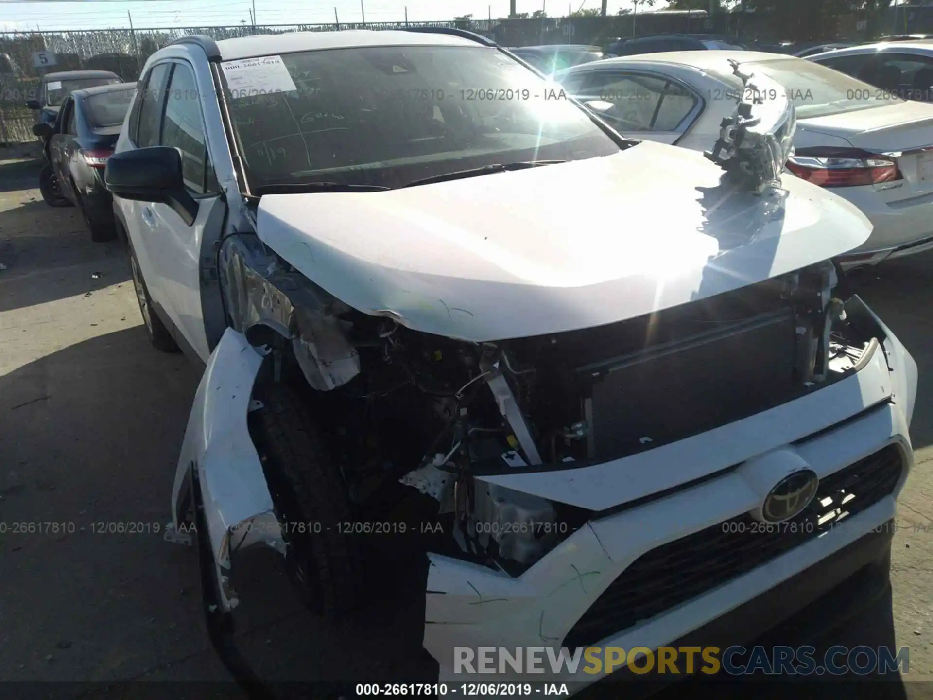 6 Photograph of a damaged car 2T3H1RFVXKC007805 TOYOTA RAV4 2019