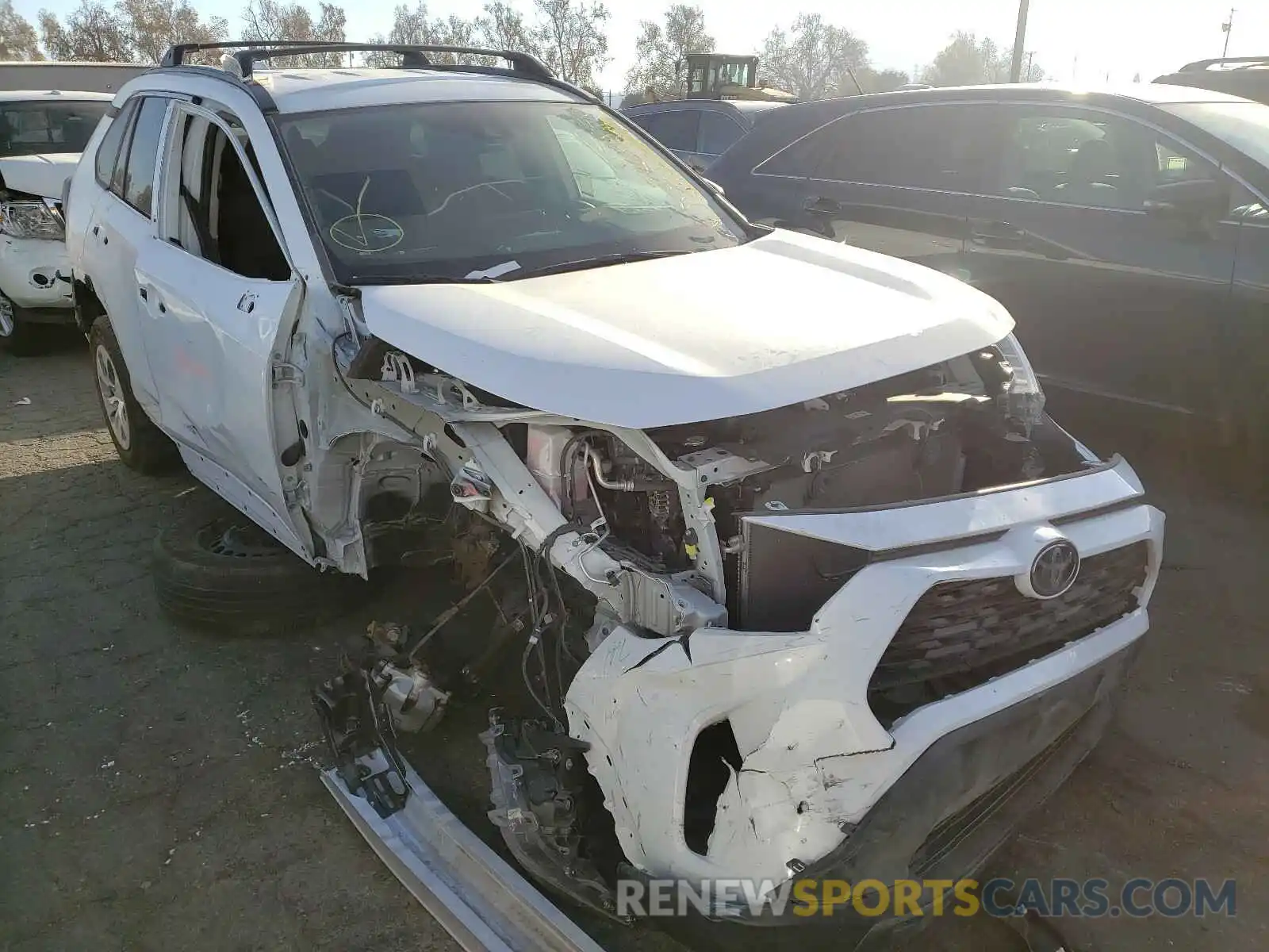 1 Photograph of a damaged car 2T3H1RFVXKC015306 TOYOTA RAV4 2019