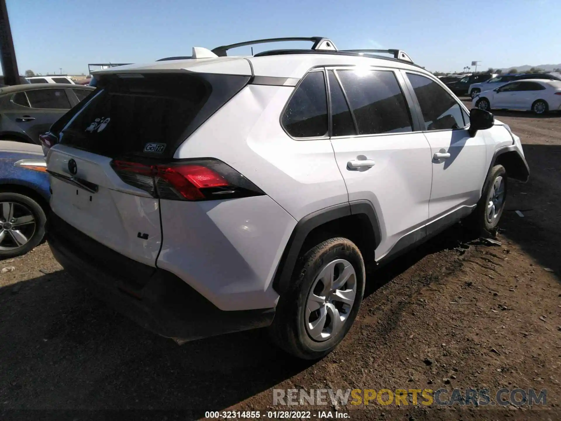 4 Photograph of a damaged car 2T3H1RFVXKC020022 TOYOTA RAV4 2019