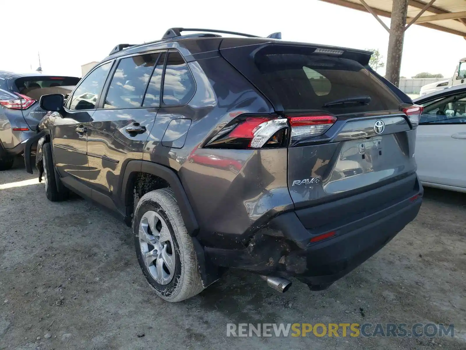 3 Photograph of a damaged car 2T3H1RFVXKC022966 TOYOTA RAV4 2019