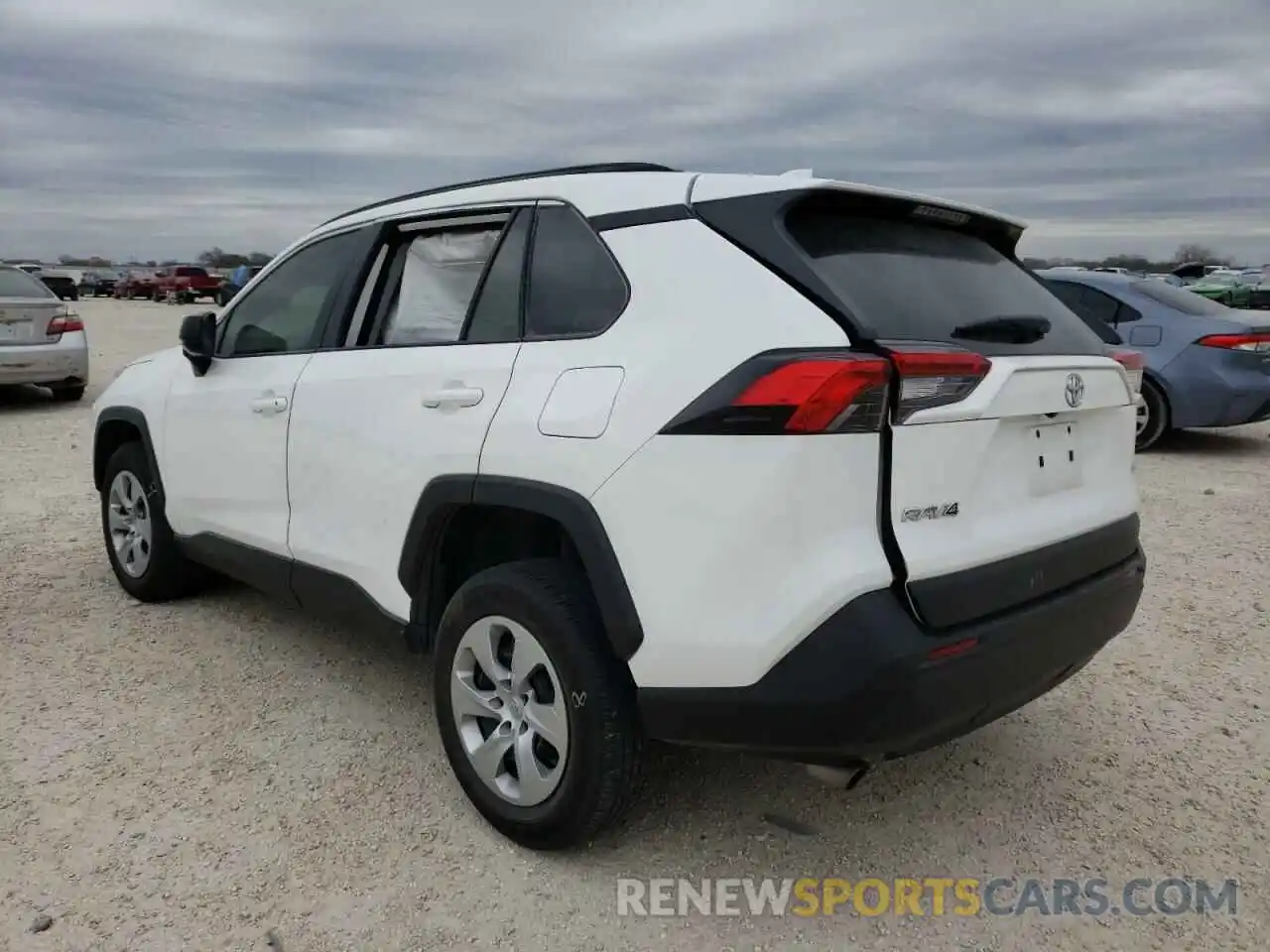 3 Photograph of a damaged car 2T3H1RFVXKC023096 TOYOTA RAV4 2019