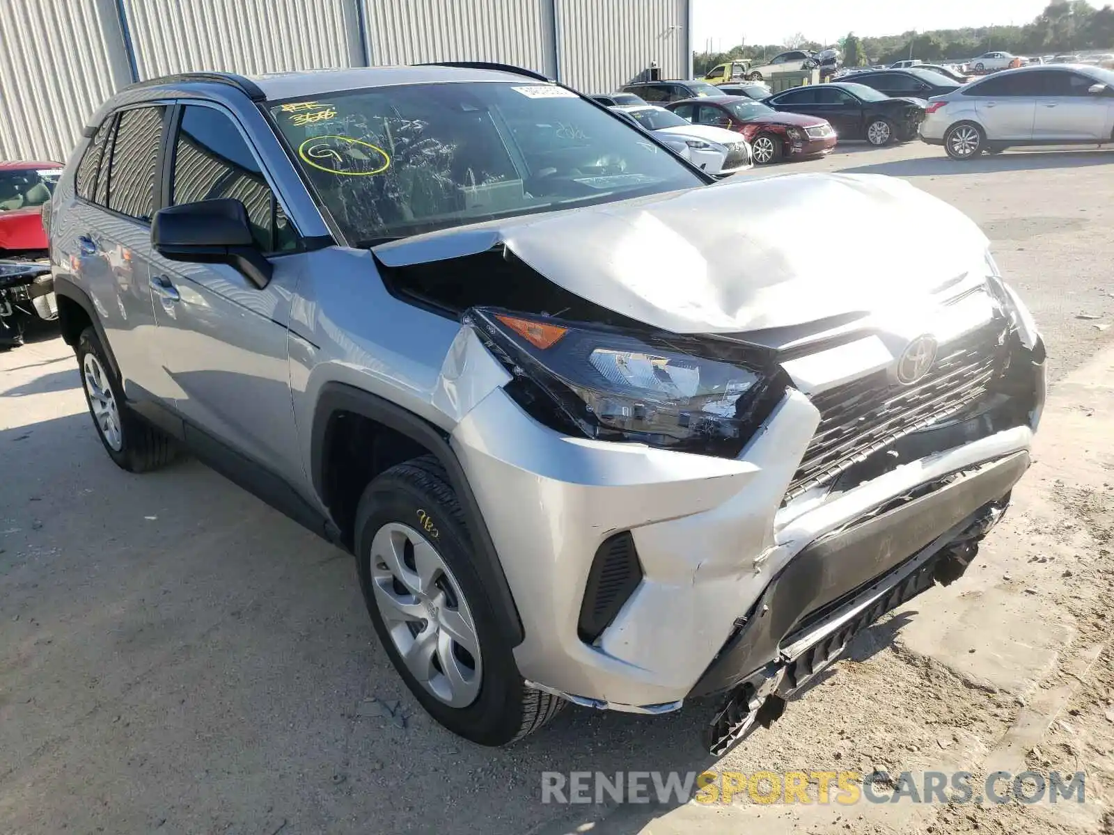 1 Photograph of a damaged car 2T3H1RFVXKC025477 TOYOTA RAV4 2019