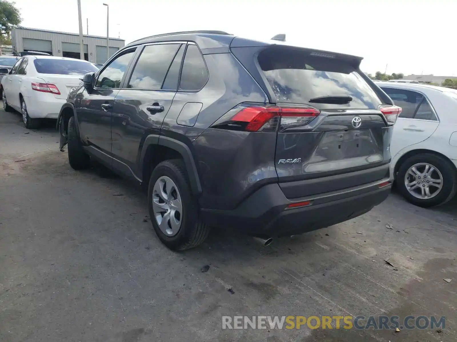 3 Photograph of a damaged car 2T3H1RFVXKC030260 TOYOTA RAV4 2019