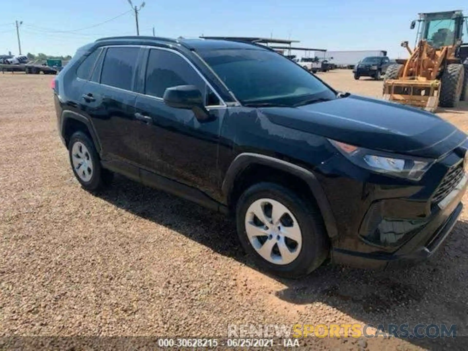 1 Photograph of a damaged car 2T3H1RFVXKC033157 TOYOTA RAV4 2019