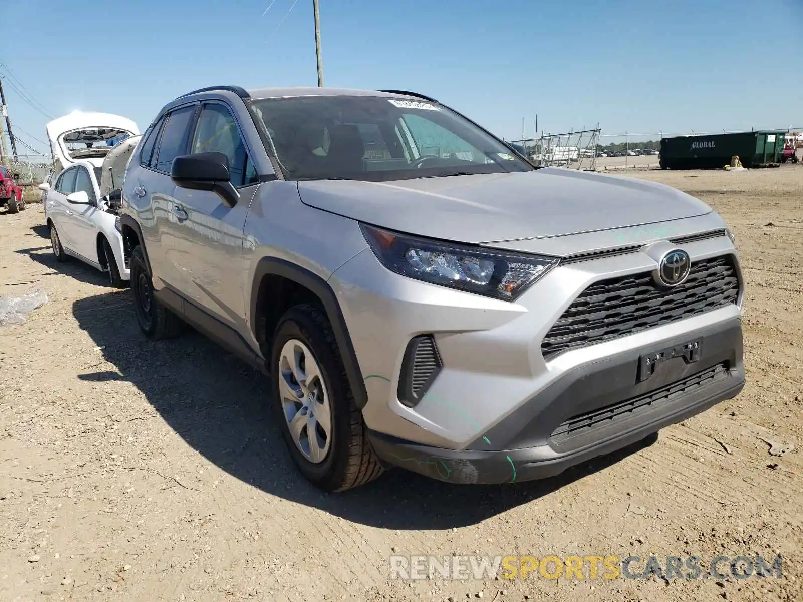 1 Photograph of a damaged car 2T3H1RFVXKW007091 TOYOTA RAV4 2019