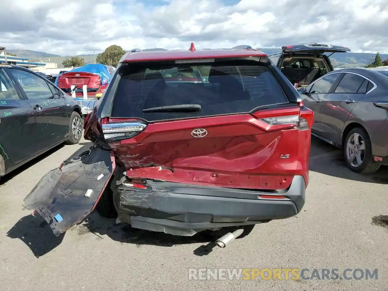 6 Photograph of a damaged car 2T3H1RFVXKW008970 TOYOTA RAV4 2019