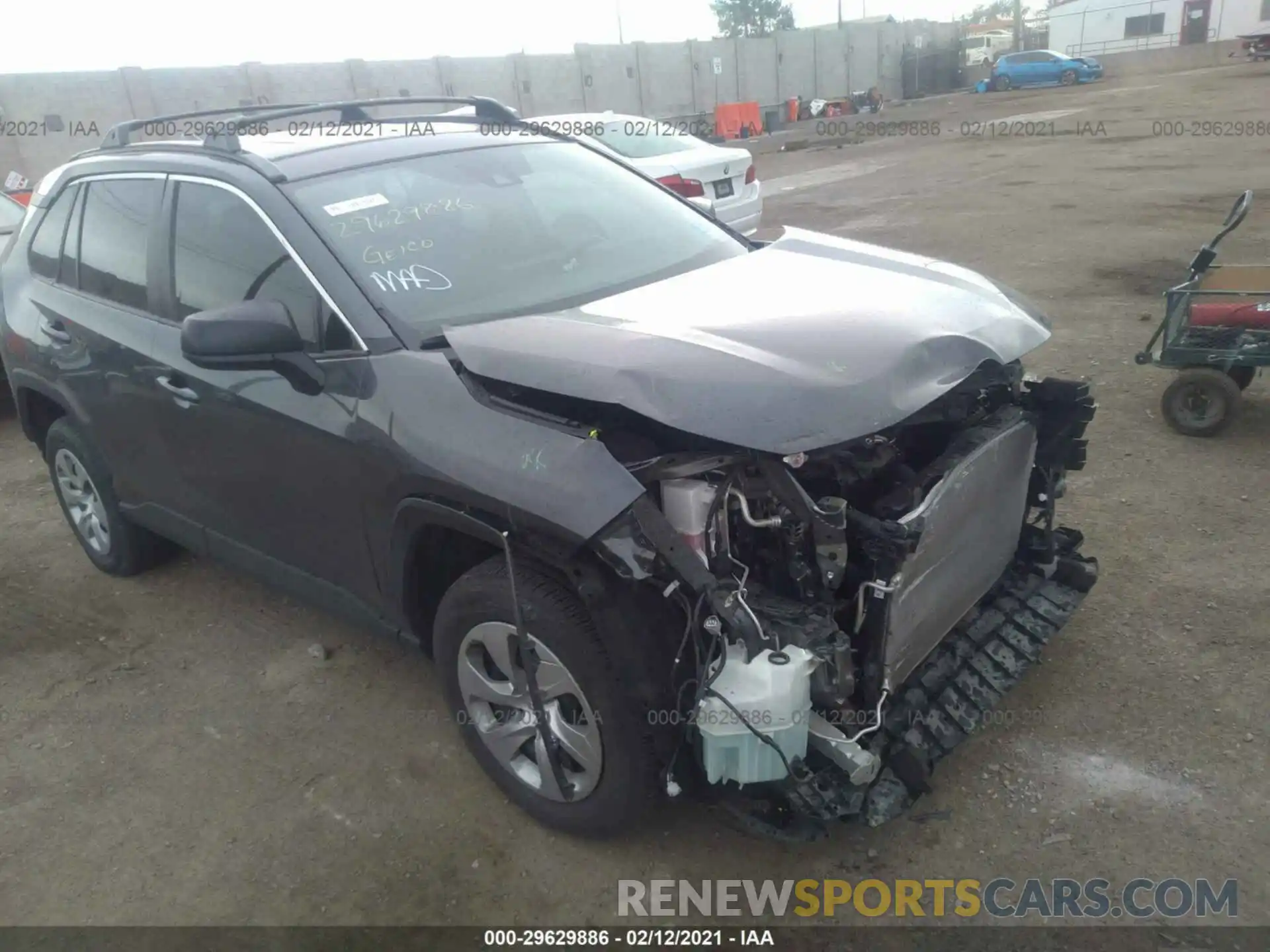 1 Фотография поврежденного автомобиля 2T3H1RFVXKW010623 TOYOTA RAV4 2019