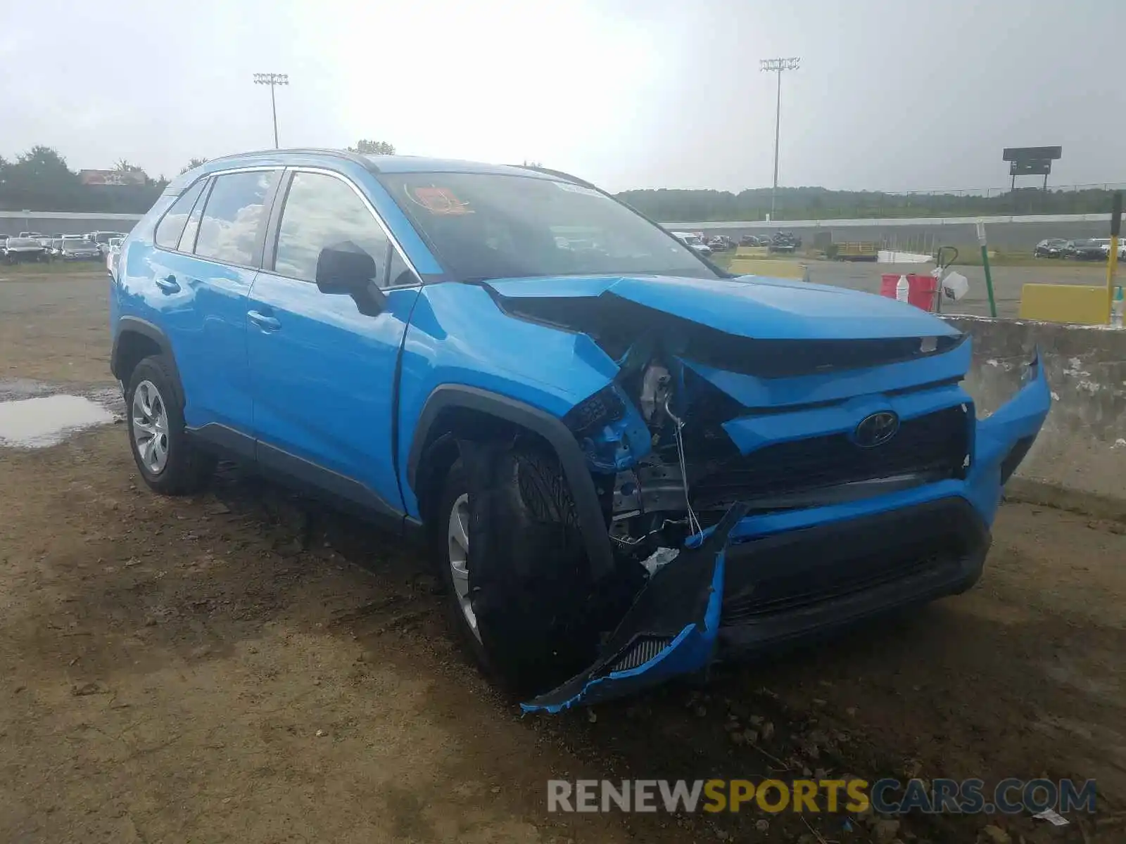 1 Photograph of a damaged car 2T3H1RFVXKW011447 TOYOTA RAV4 2019