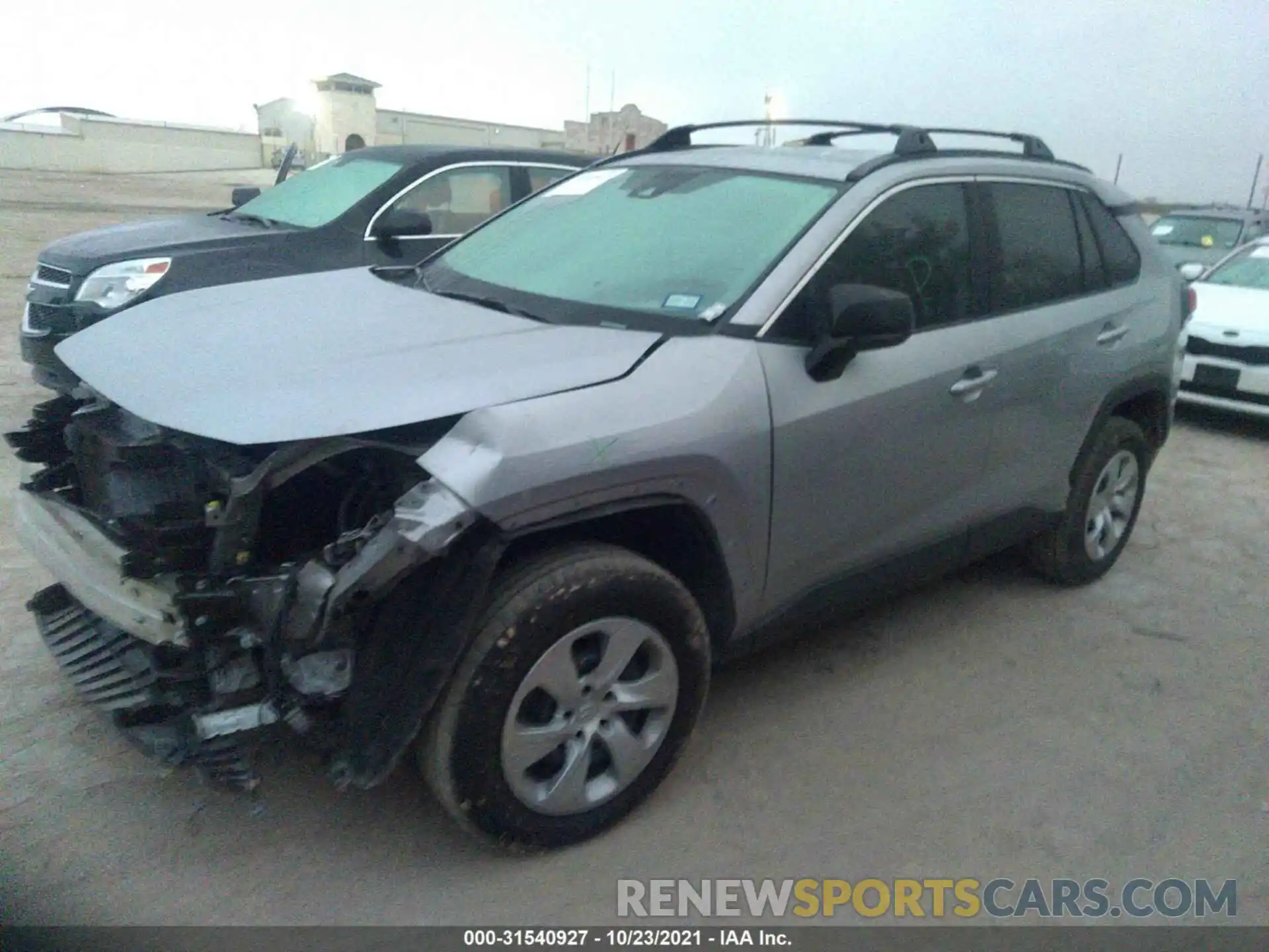 2 Photograph of a damaged car 2T3H1RFVXKW013683 TOYOTA RAV4 2019