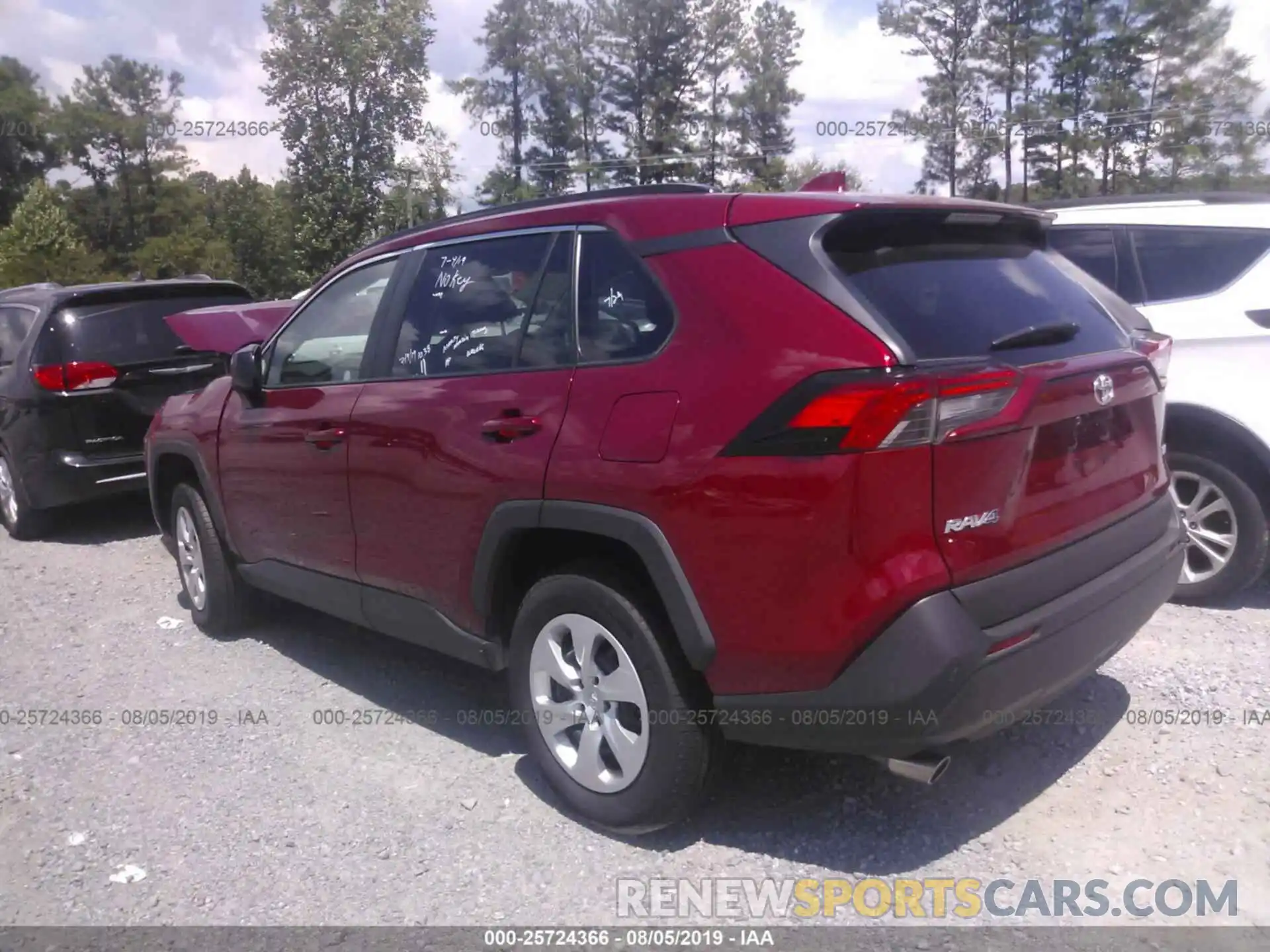 3 Photograph of a damaged car 2T3H1RFVXKW020486 TOYOTA RAV4 2019