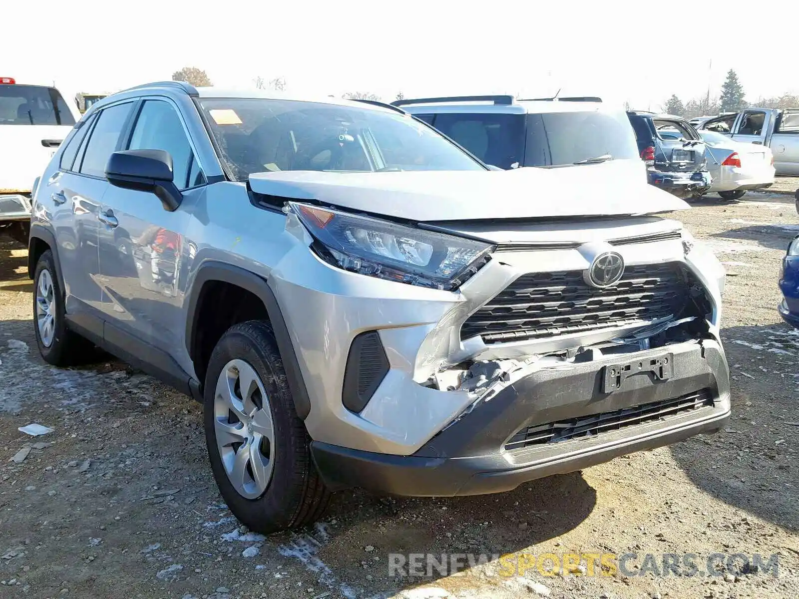 1 Photograph of a damaged car 2T3H1RFVXKW029088 TOYOTA RAV4 2019