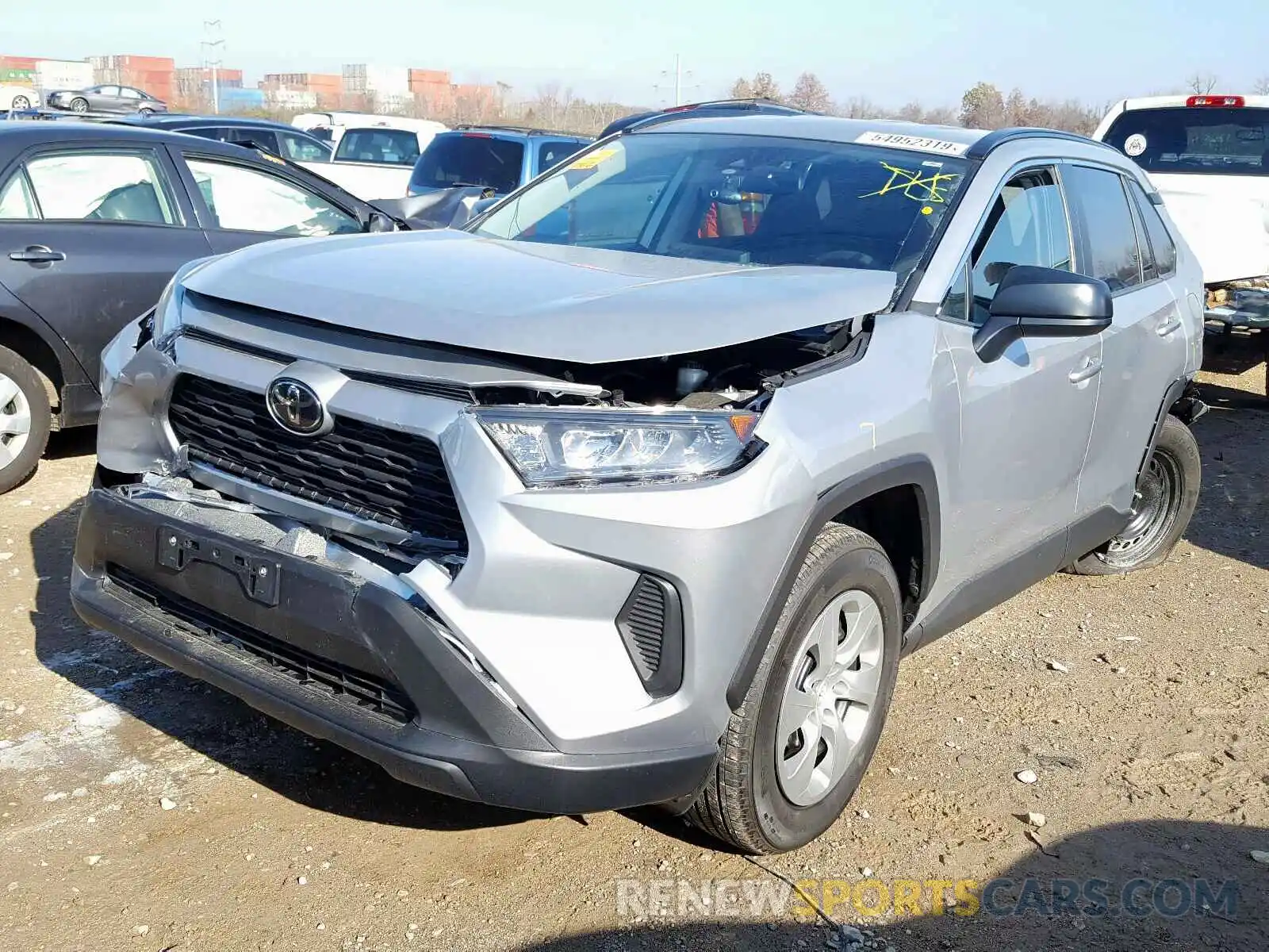 2 Photograph of a damaged car 2T3H1RFVXKW029088 TOYOTA RAV4 2019