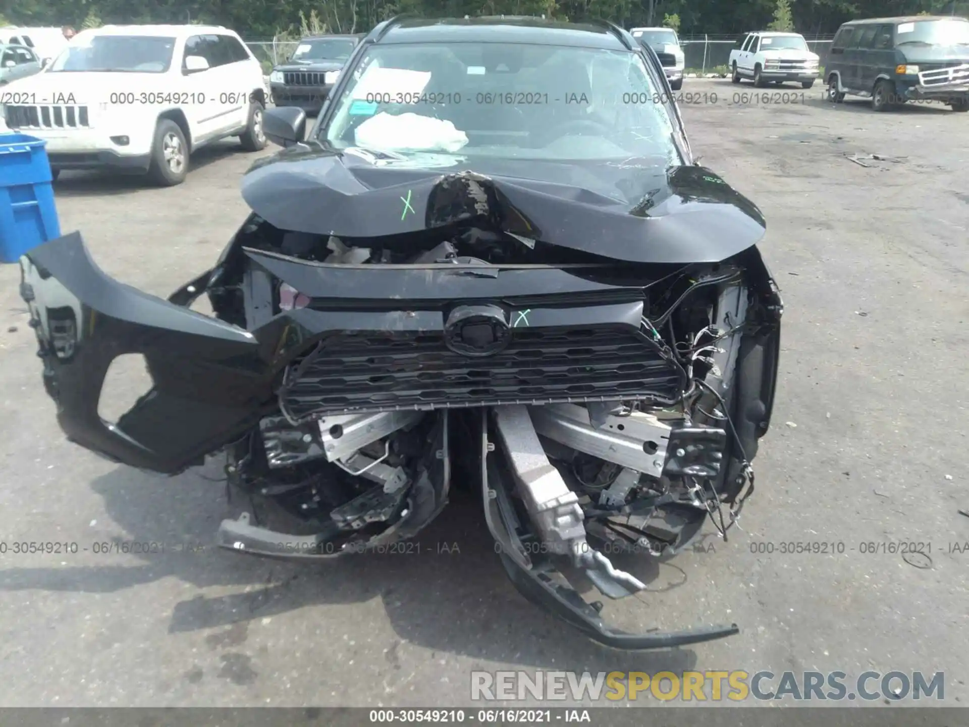 6 Photograph of a damaged car 2T3H1RFVXKW033500 TOYOTA RAV4 2019