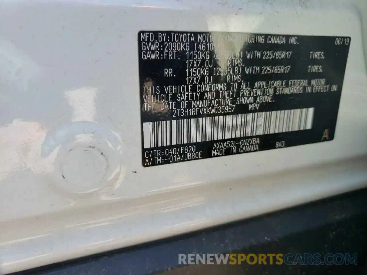 10 Photograph of a damaged car 2T3H1RFVXKW035957 TOYOTA RAV4 2019