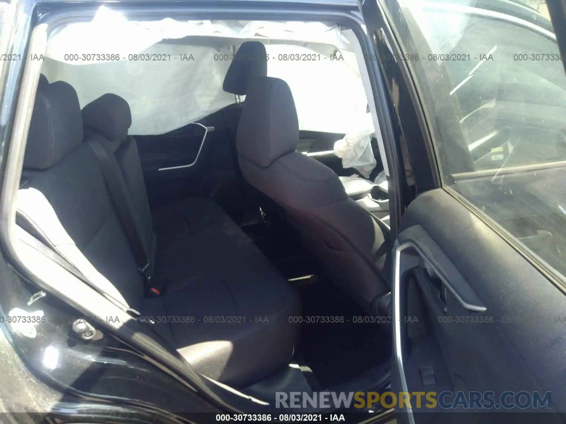 8 Photograph of a damaged car 2T3H1RFVXKW041564 TOYOTA RAV4 2019