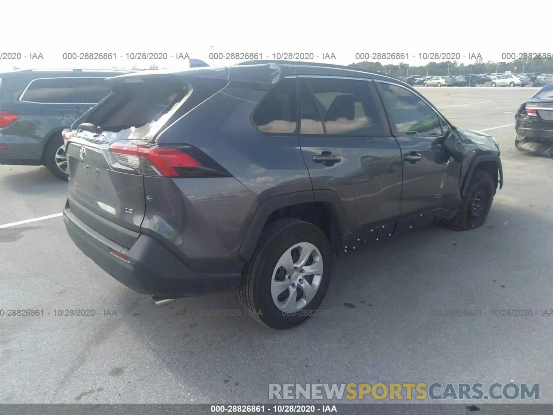 4 Photograph of a damaged car 2T3H1RFVXKW045081 TOYOTA RAV4 2019