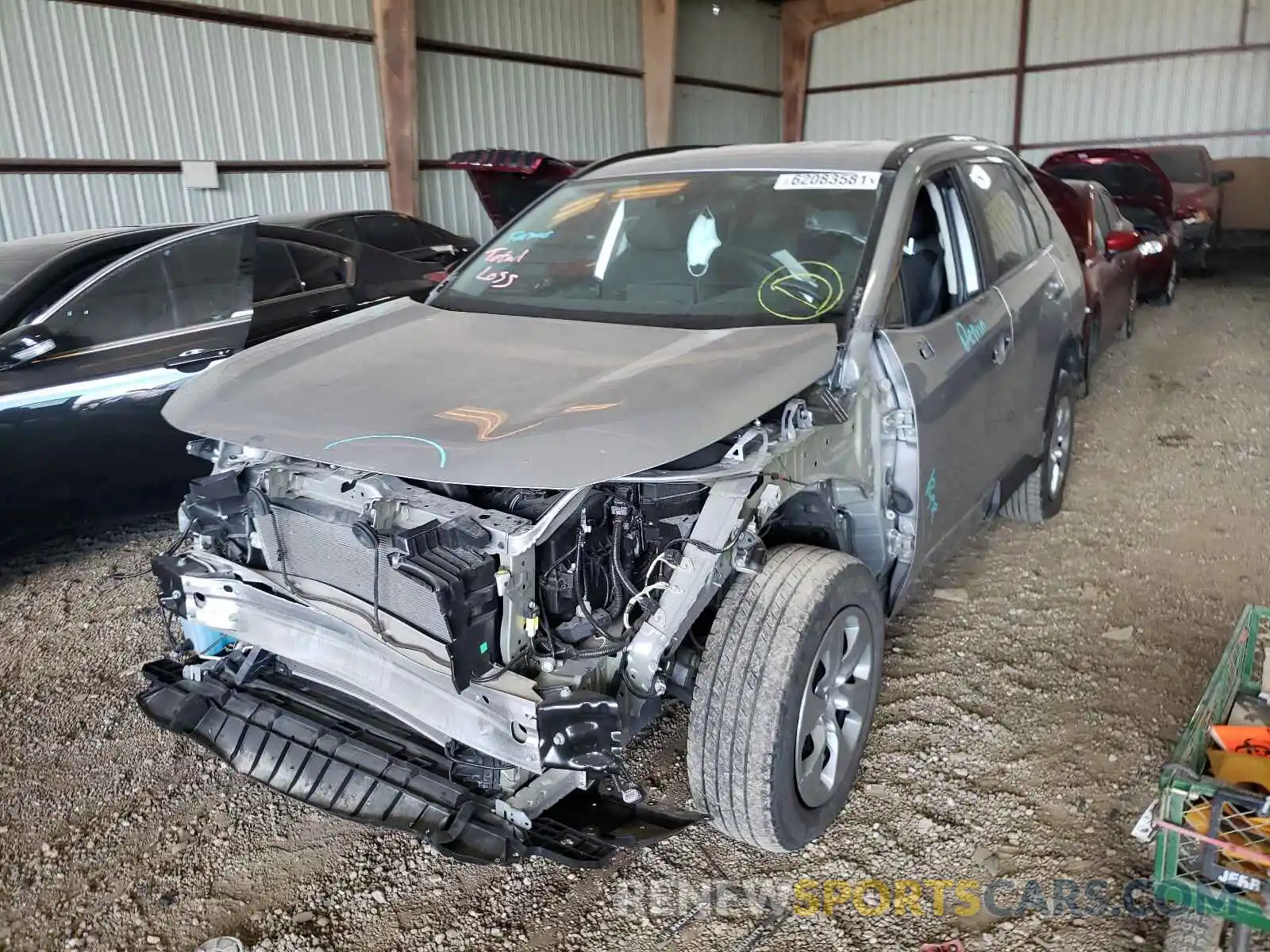 2 Photograph of a damaged car 2T3H1RFVXKW051897 TOYOTA RAV4 2019