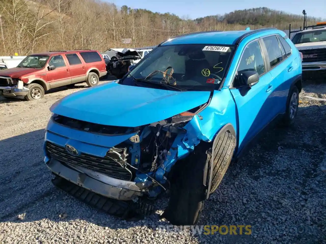 2 Photograph of a damaged car 2T3H1RFVXKW052094 TOYOTA RAV4 2019