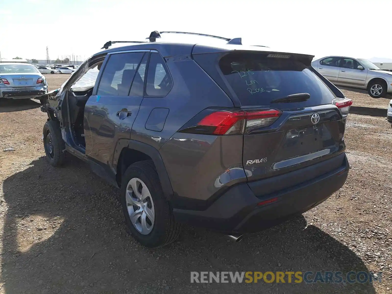 3 Photograph of a damaged car 2T3H1RFVXKW054170 TOYOTA RAV4 2019