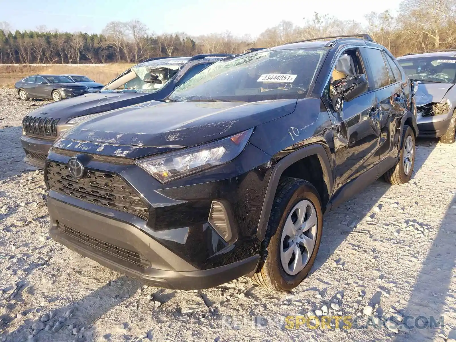 2 Photograph of a damaged car 2T3H1RFVXKW054881 TOYOTA RAV4 2019