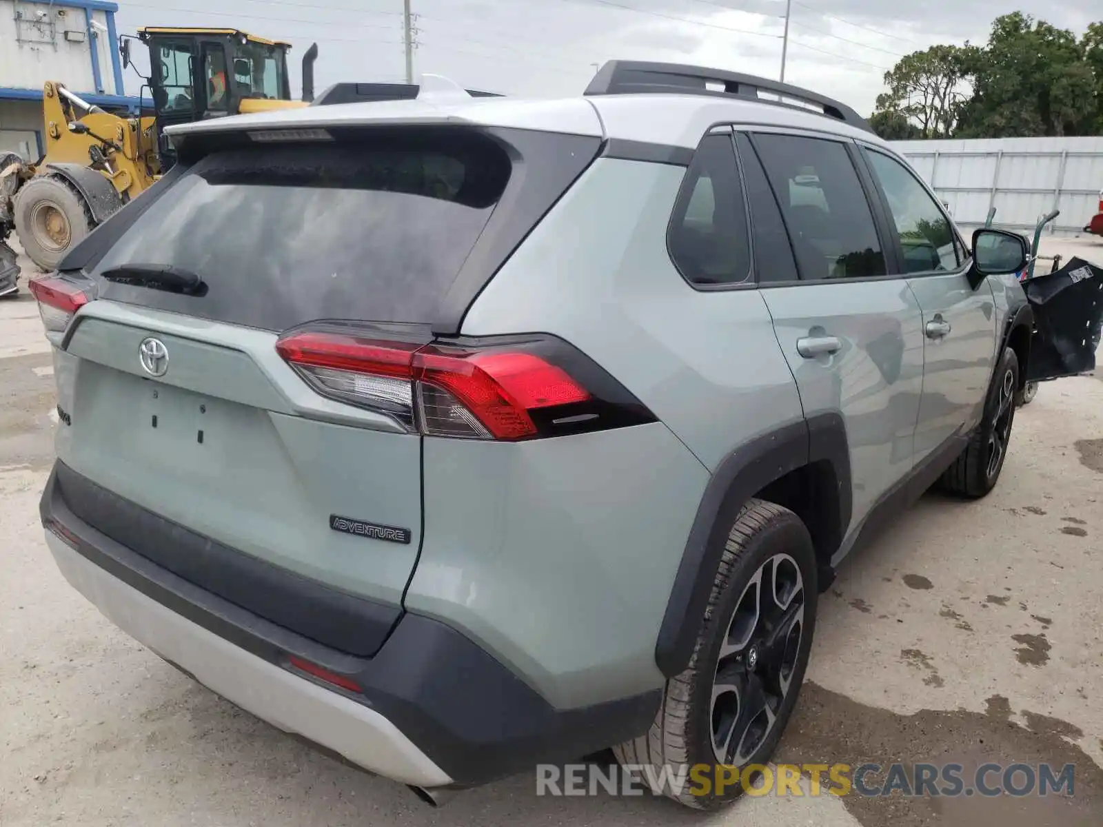 4 Photograph of a damaged car 2T3J1RFV0KC013405 TOYOTA RAV4 2019