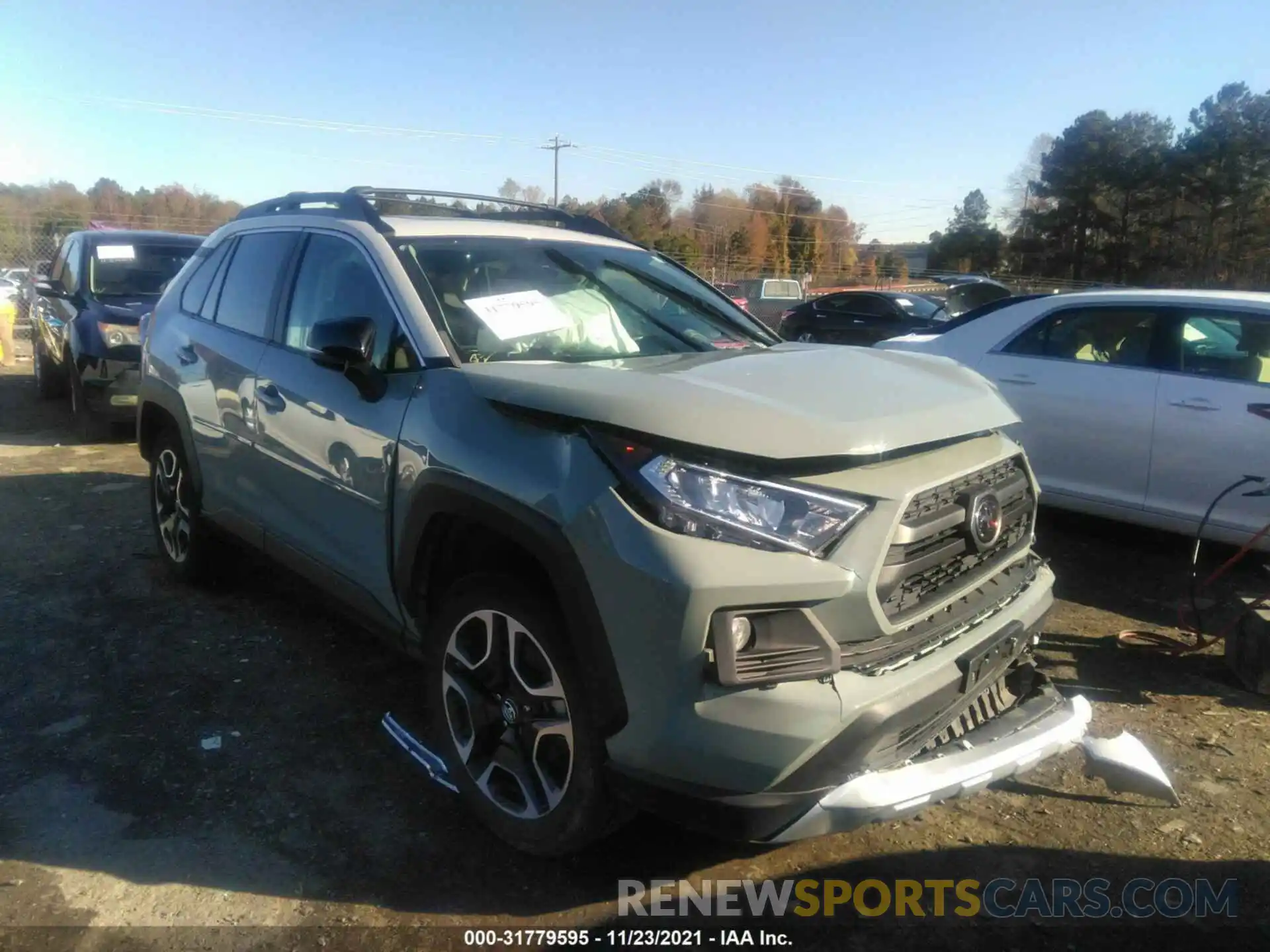 1 Photograph of a damaged car 2T3J1RFV0KC016790 TOYOTA RAV4 2019