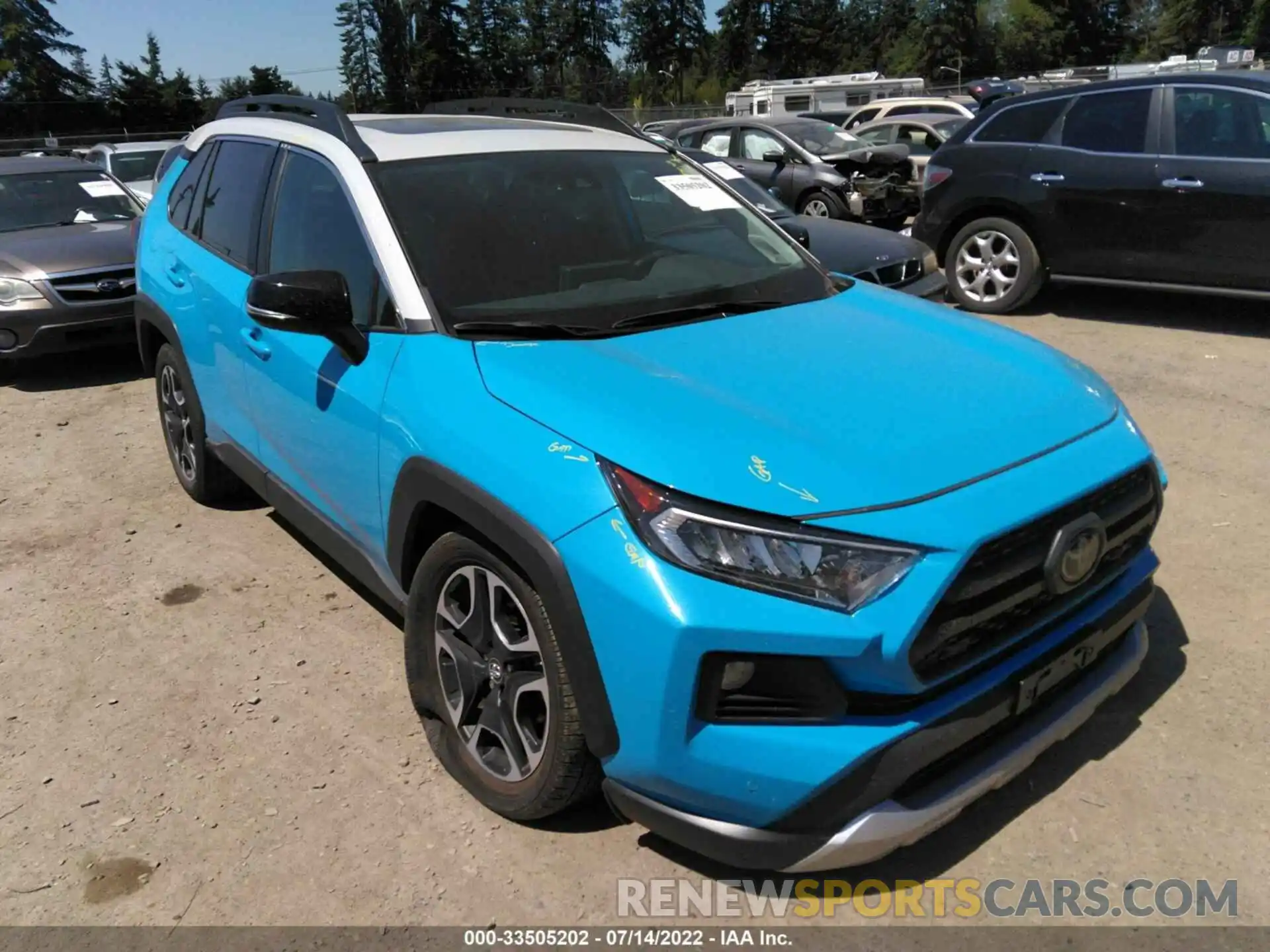 1 Фотография поврежденного автомобиля 2T3J1RFV0KC017079 TOYOTA RAV4 2019