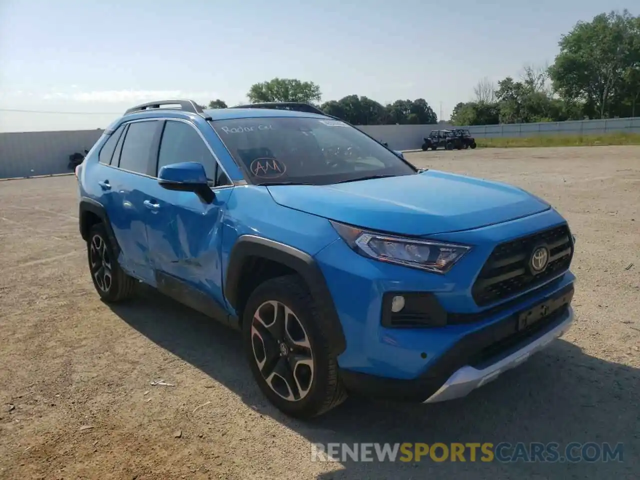 1 Photograph of a damaged car 2T3J1RFV0KW012589 TOYOTA RAV4 2019