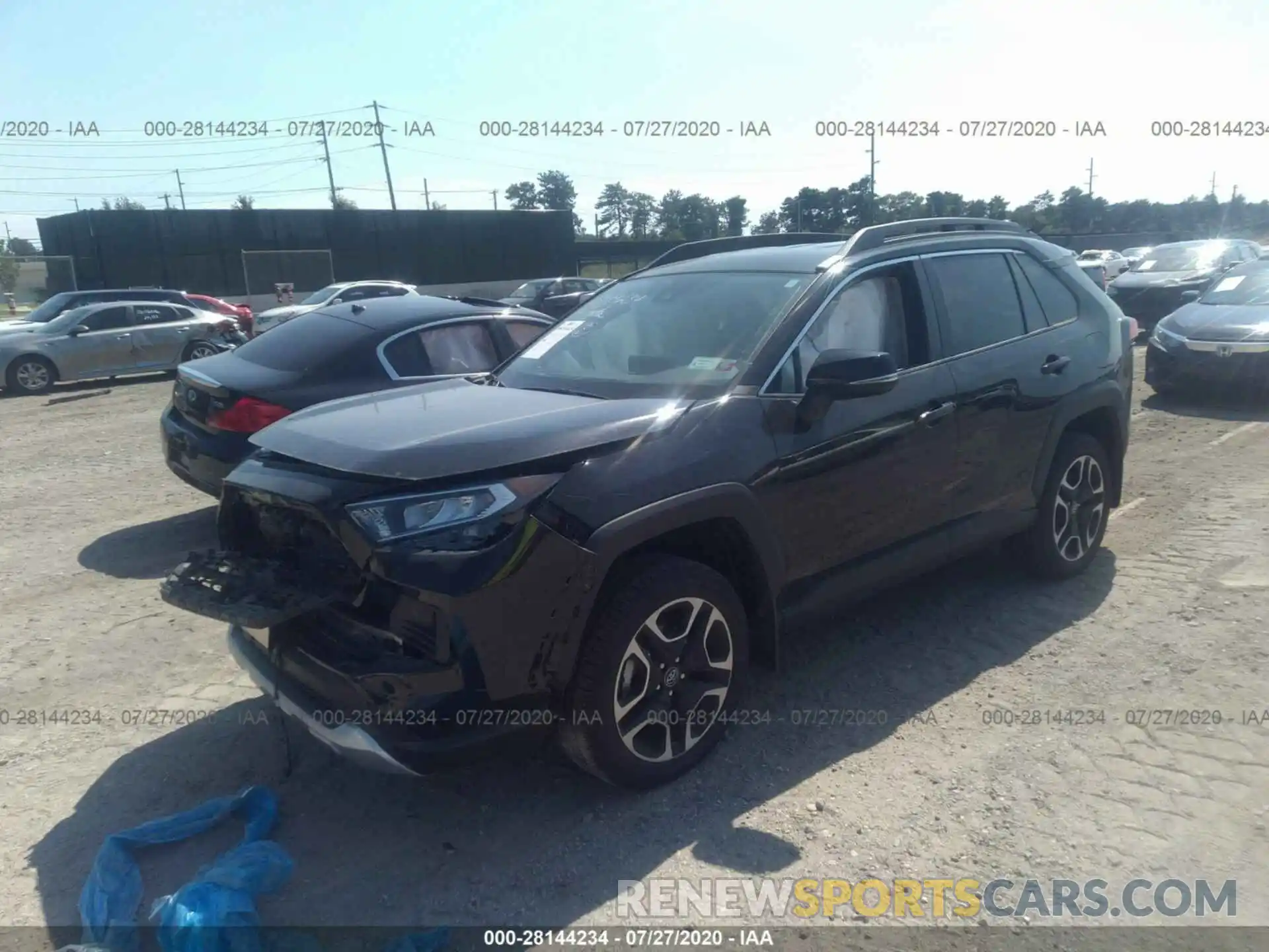 2 Фотография поврежденного автомобиля 2T3J1RFV0KW028680 TOYOTA RAV4 2019