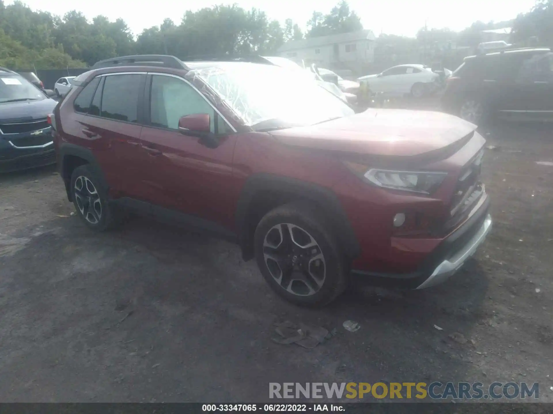 1 Photograph of a damaged car 2T3J1RFV0KW035001 TOYOTA RAV4 2019