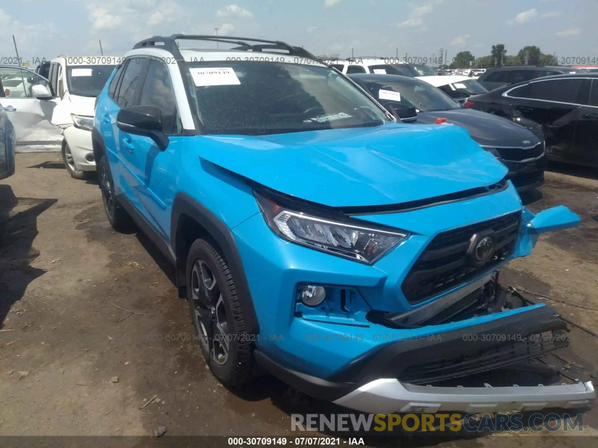 1 Photograph of a damaged car 2T3J1RFV0KW035631 TOYOTA RAV4 2019