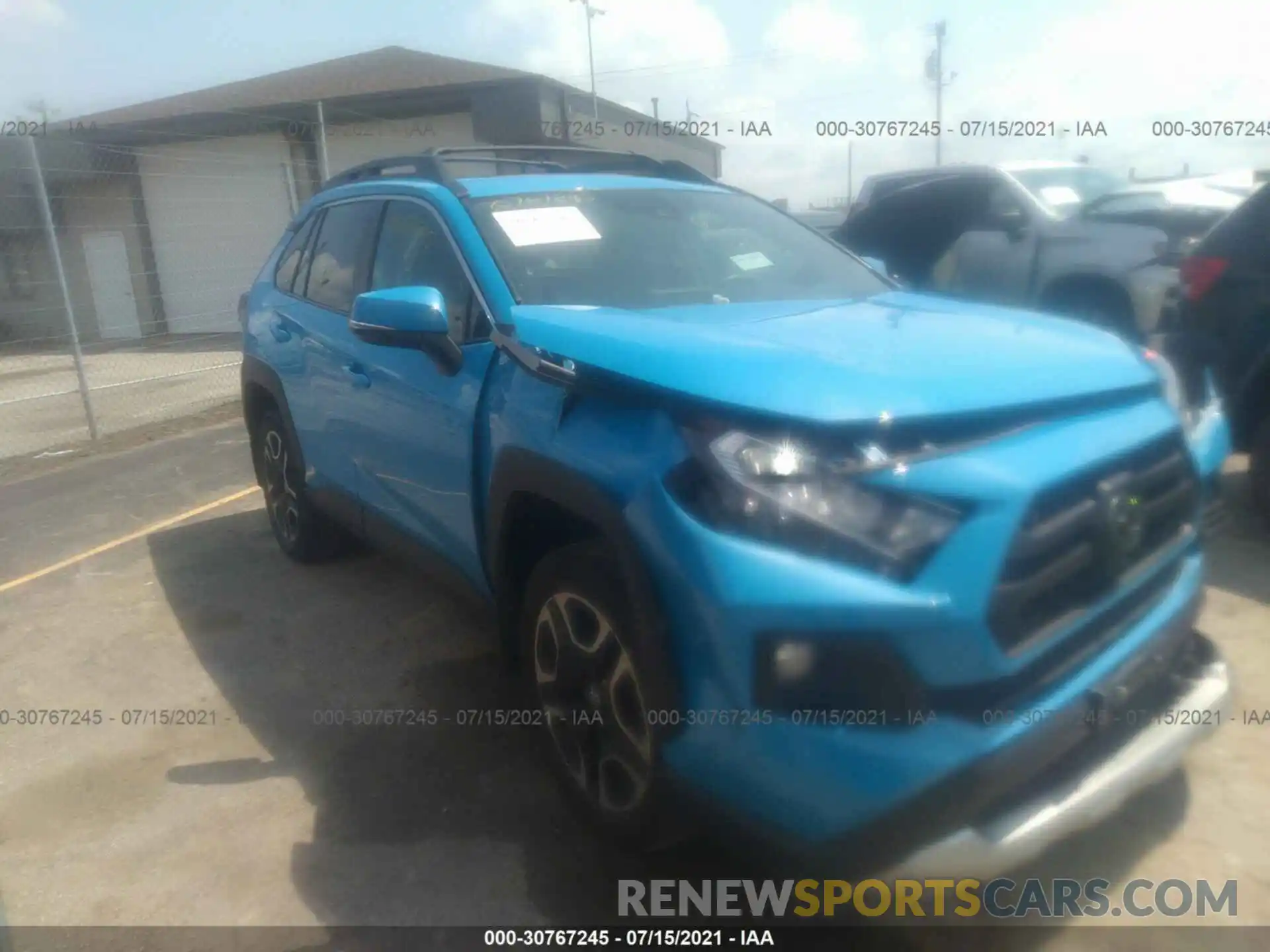 1 Photograph of a damaged car 2T3J1RFV0KW040747 TOYOTA RAV4 2019