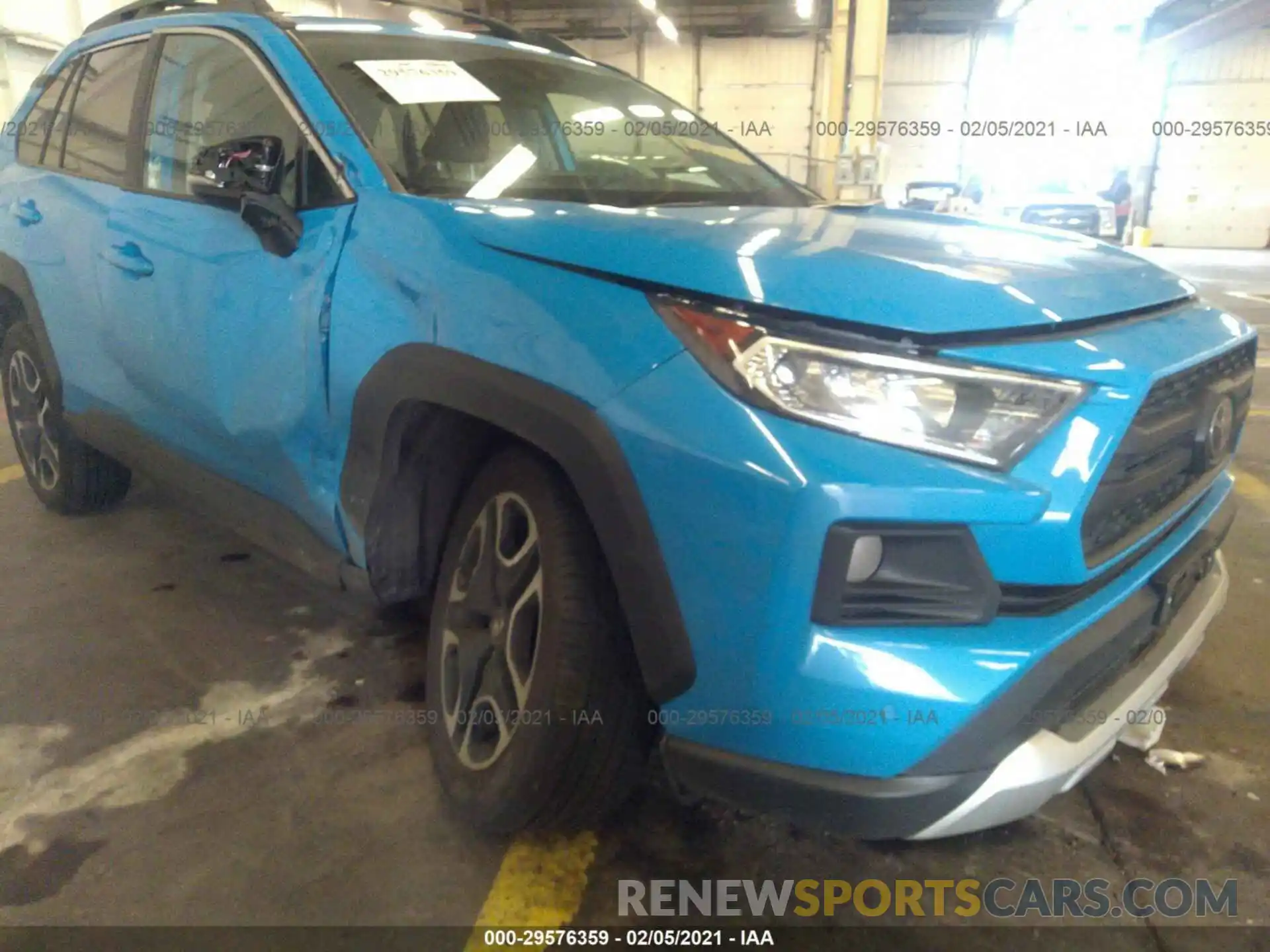 1 Photograph of a damaged car 2T3J1RFV0KW053997 TOYOTA RAV4 2019